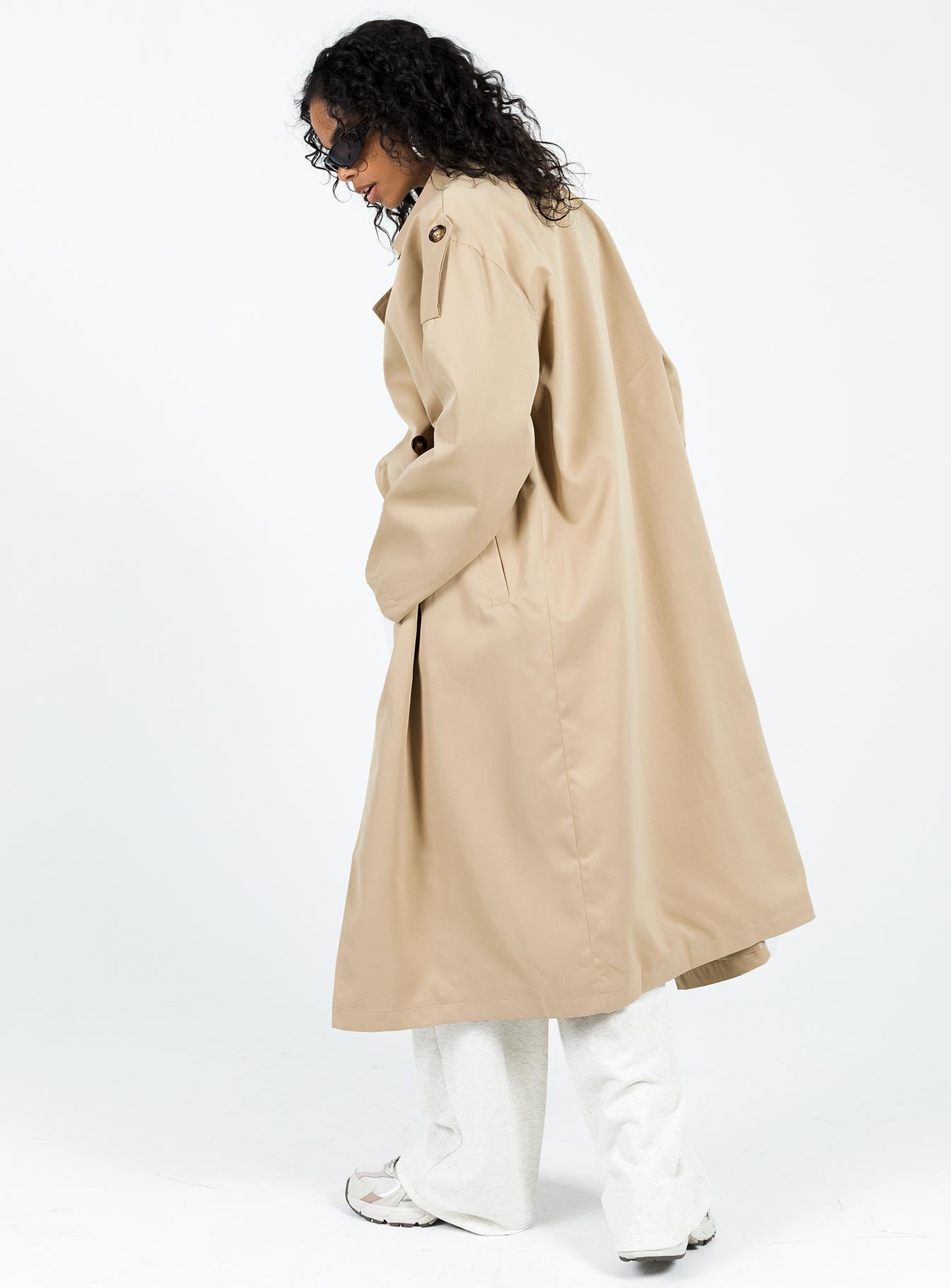 Elgata Trench Coat Beige-Vipp Girl