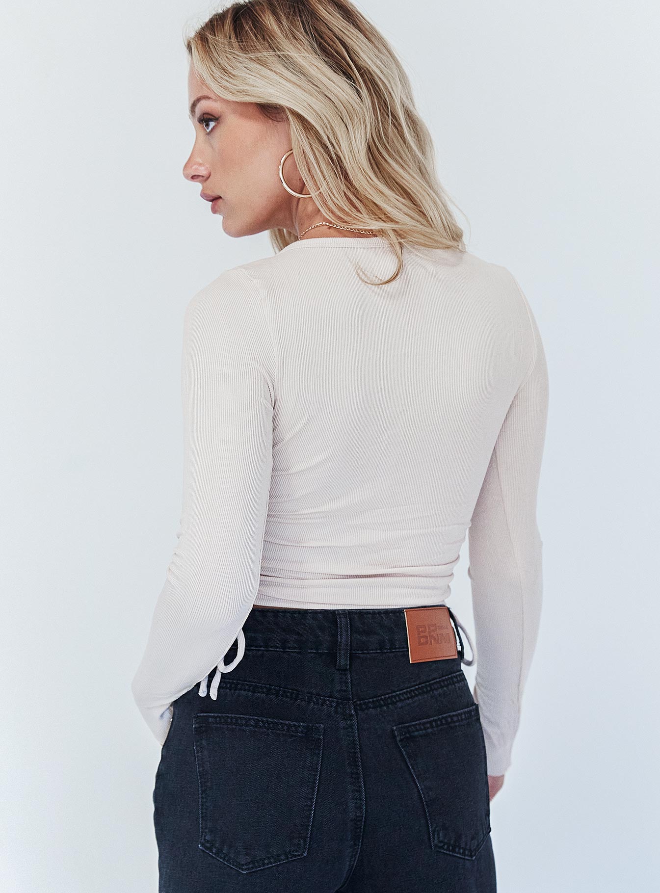 Bridgeton Top Beige-Vipp Girl