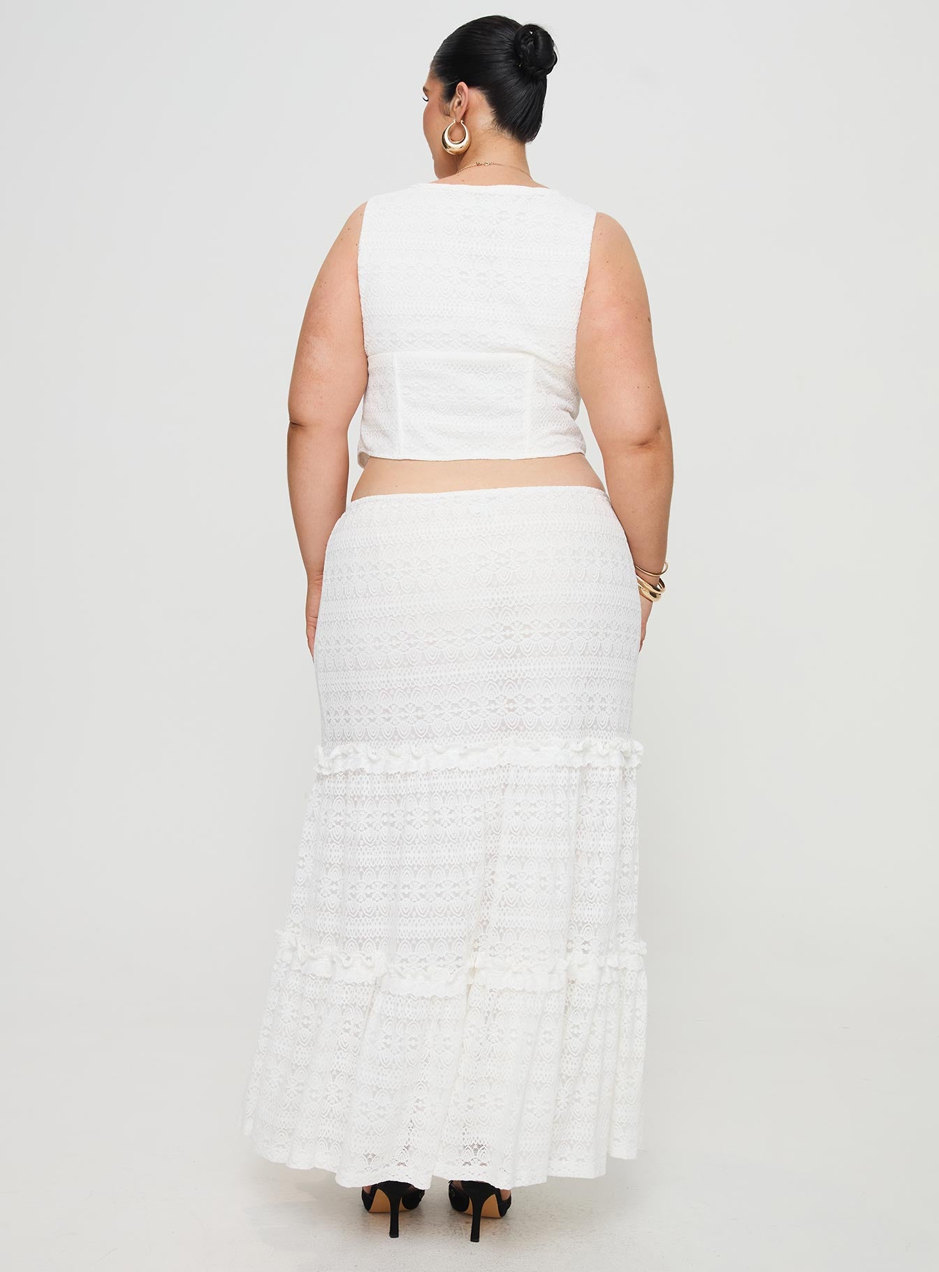 Buttacupe Lace Maxi Skirt White Curve-Vipp Girl