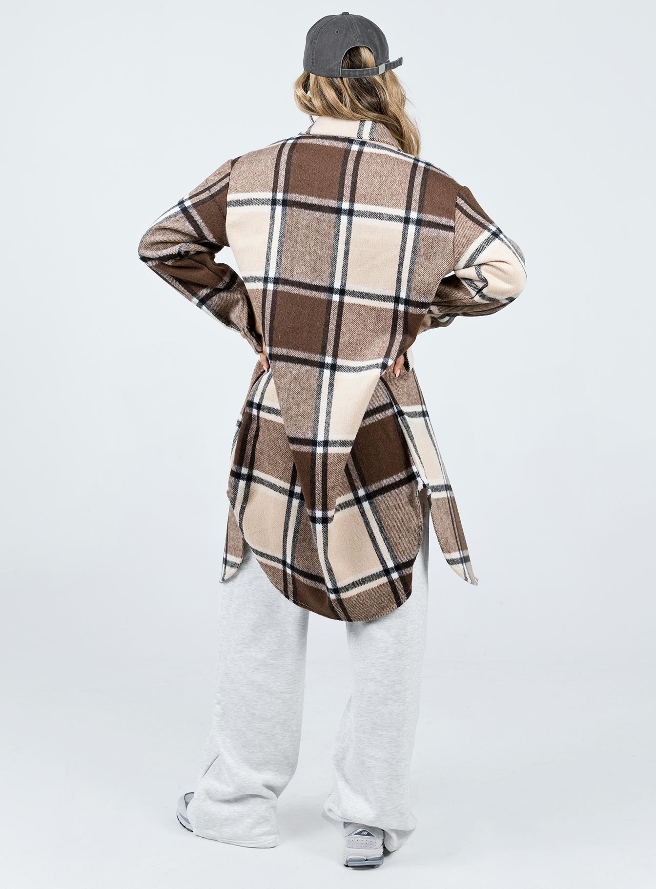Canon Coat Beige Check-Vipp Girl