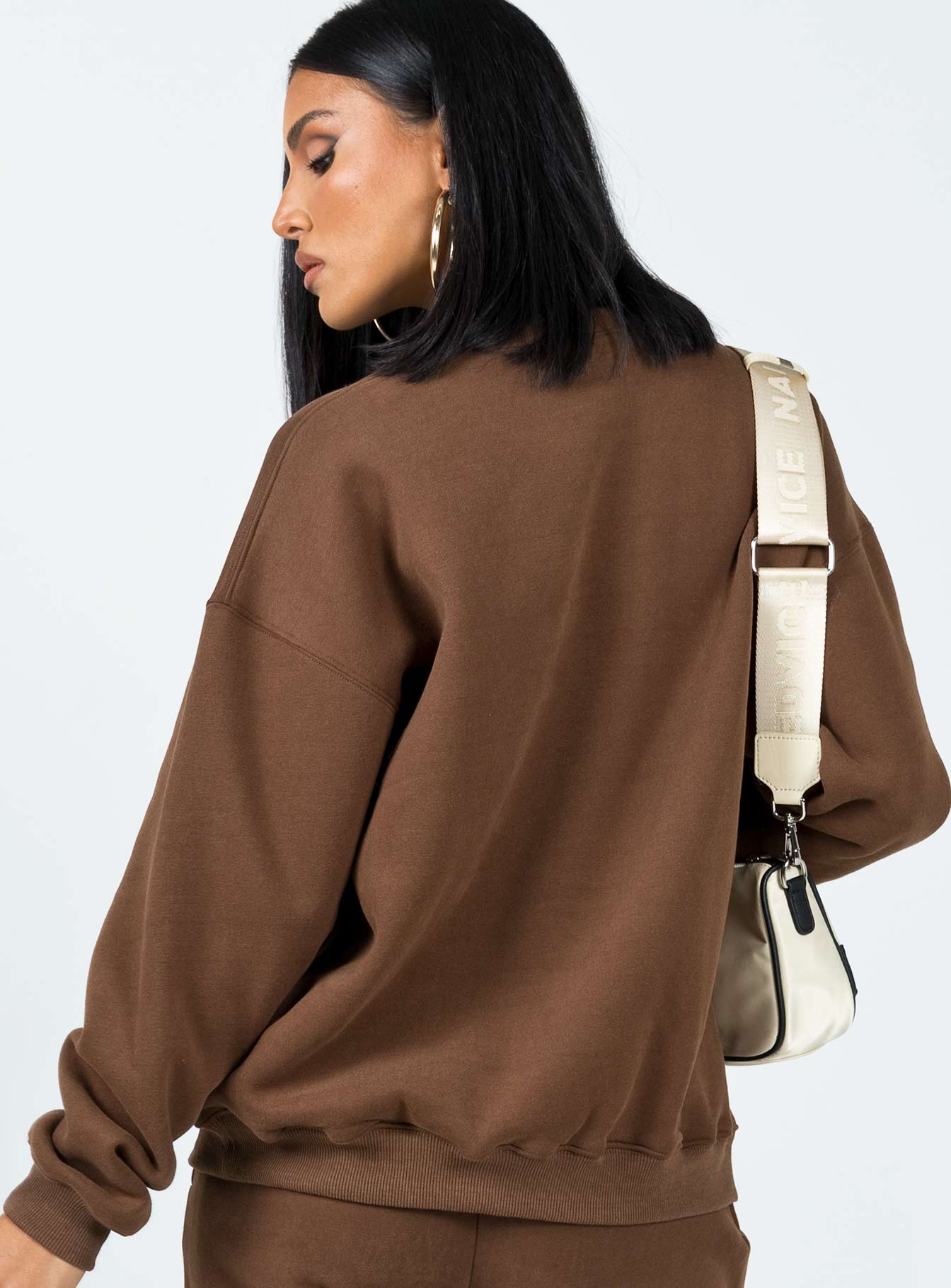 Club Basic Crewneck Sweatshirt Brown-Vipp Girl