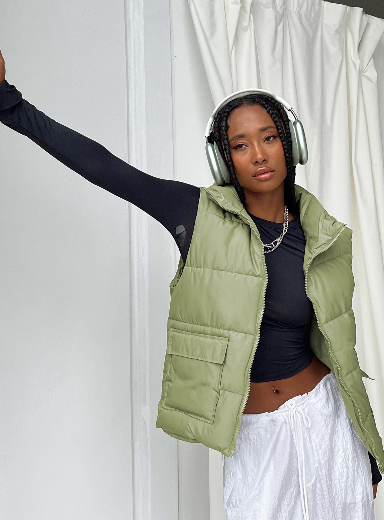 Rowan Vest Khaki-Vipp Girl