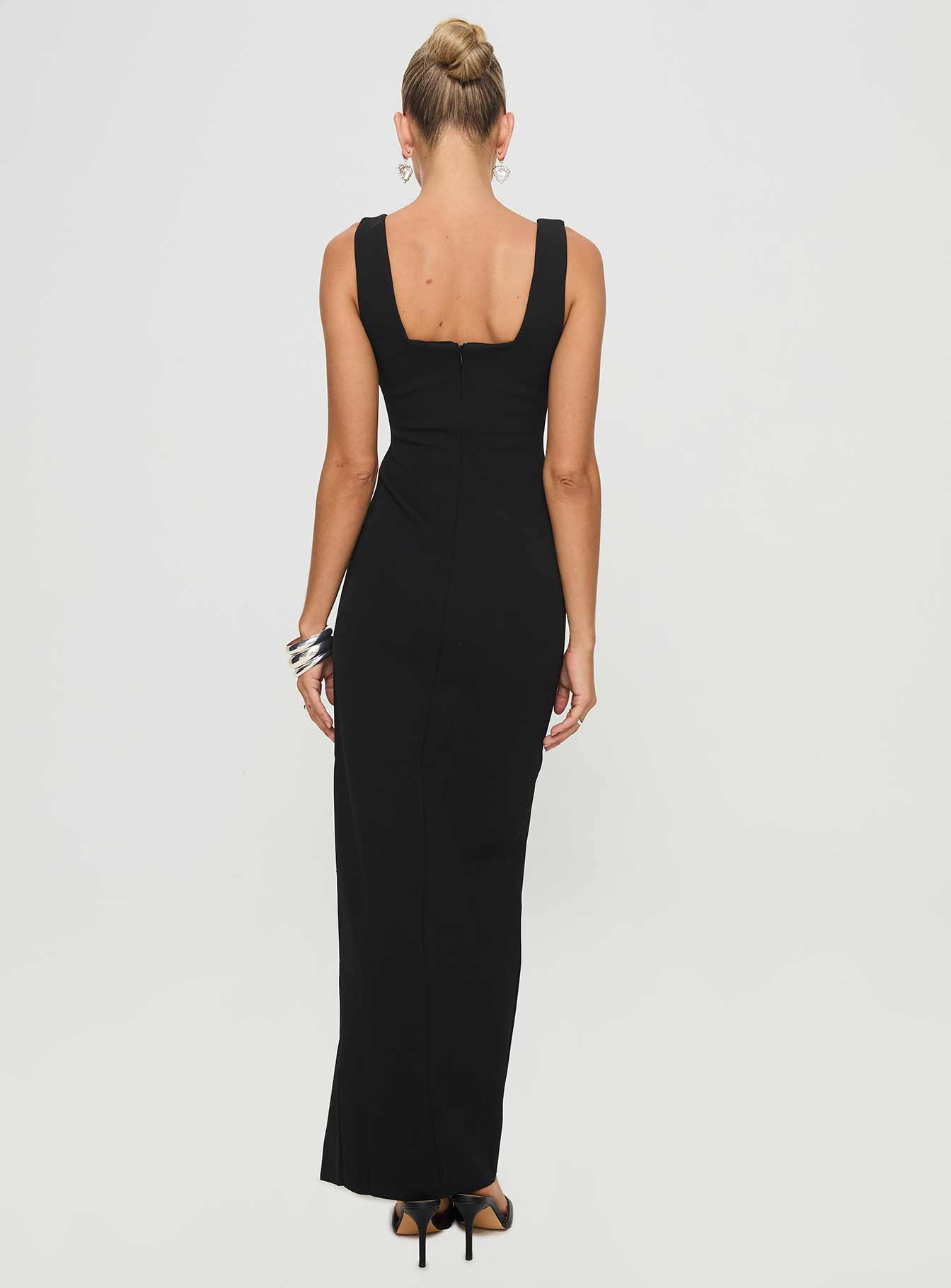 Bombshell Maxi Dress Black-Vipp Girl