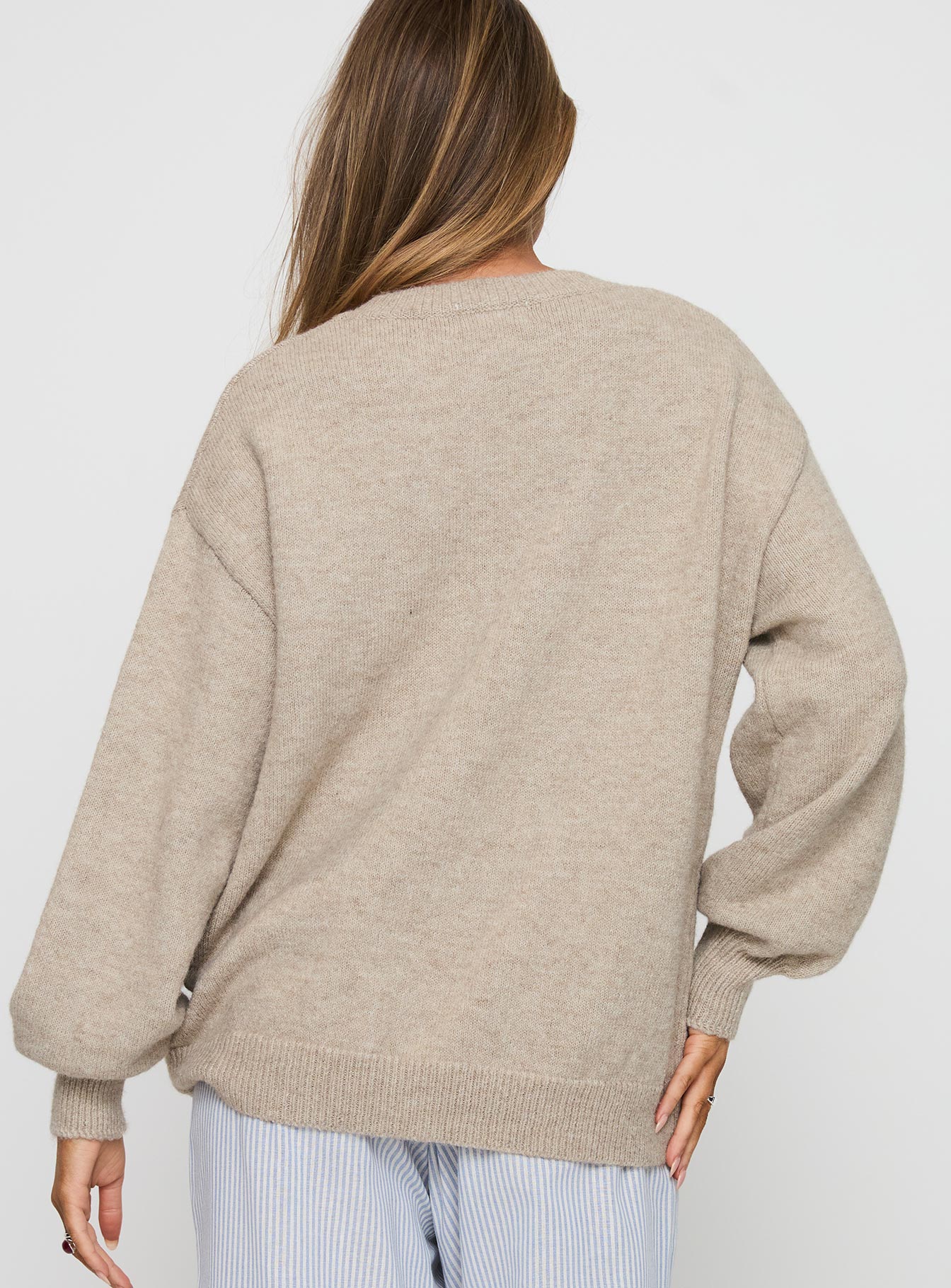 Ryanna Sweater Beige-Vipp Girl