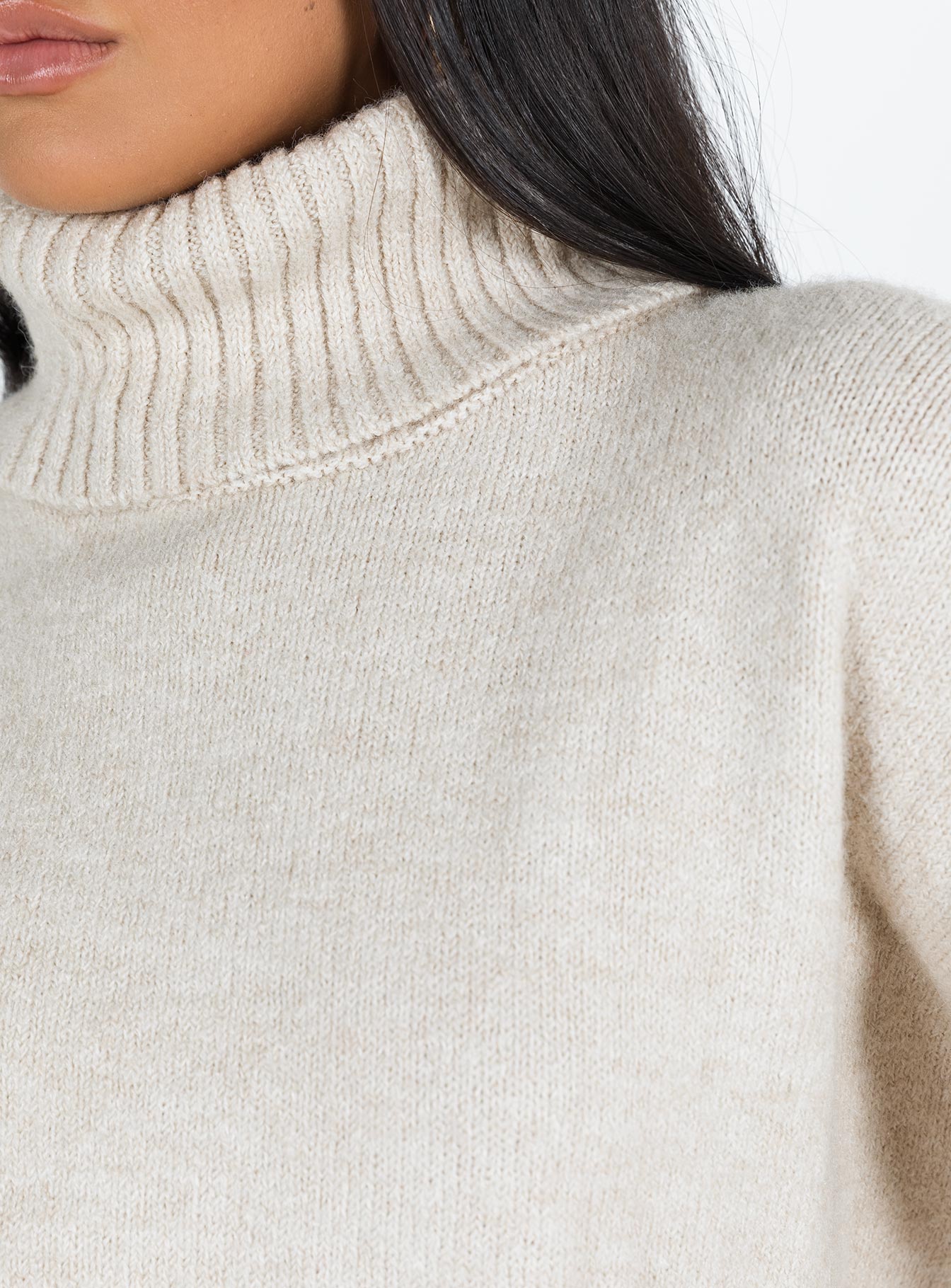 Oswin Turtleneck Sweater Oatmeal-Vipp Girl