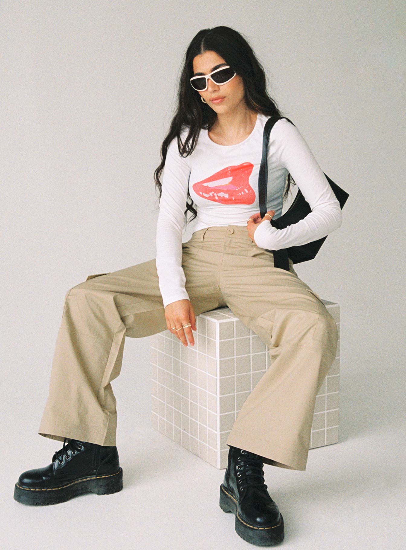 Luna Mid Rise Cargo Pants Beige Petite-Vipp Girl