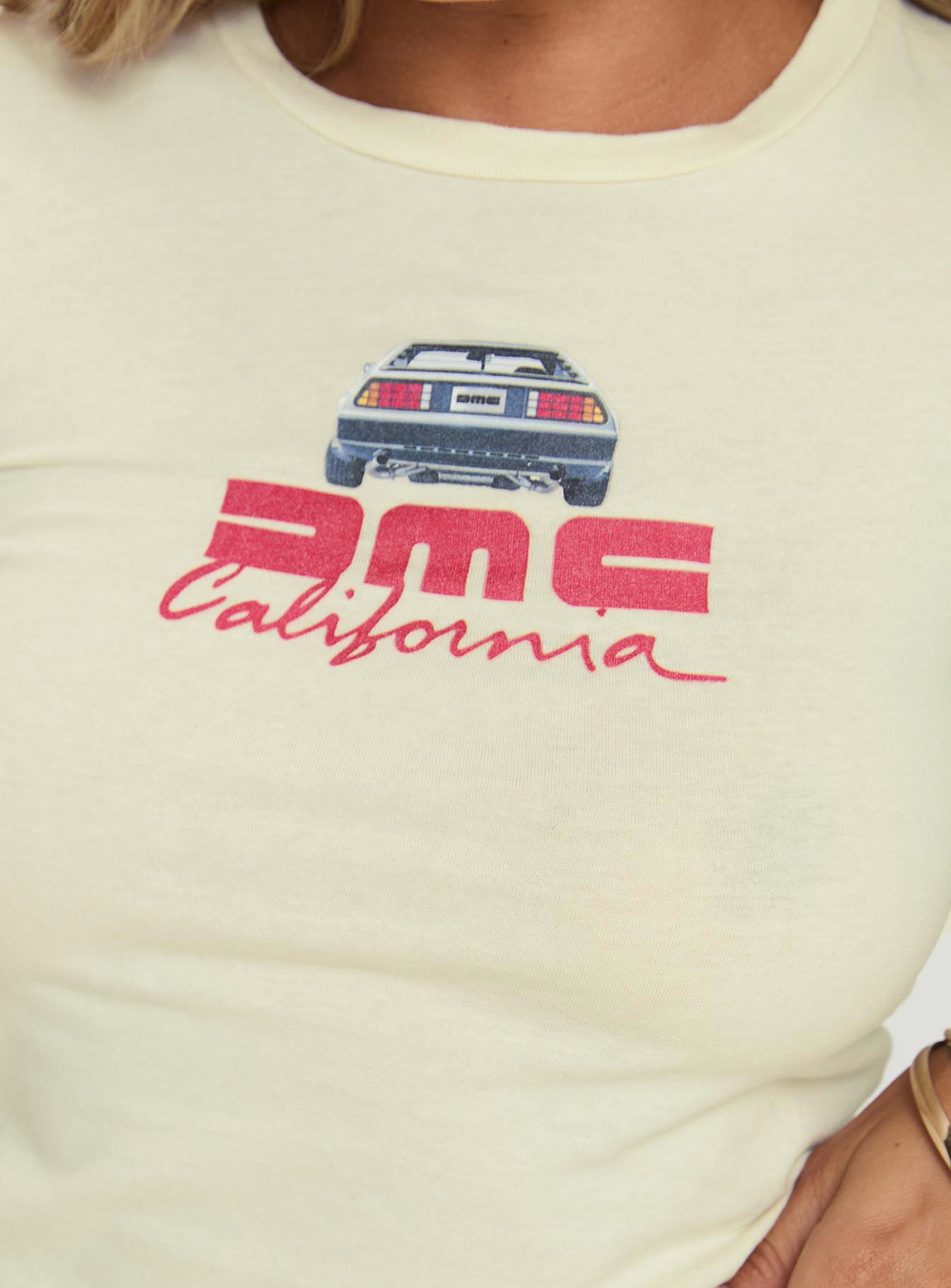 Dmc Cali Tee White-Vipp Girl