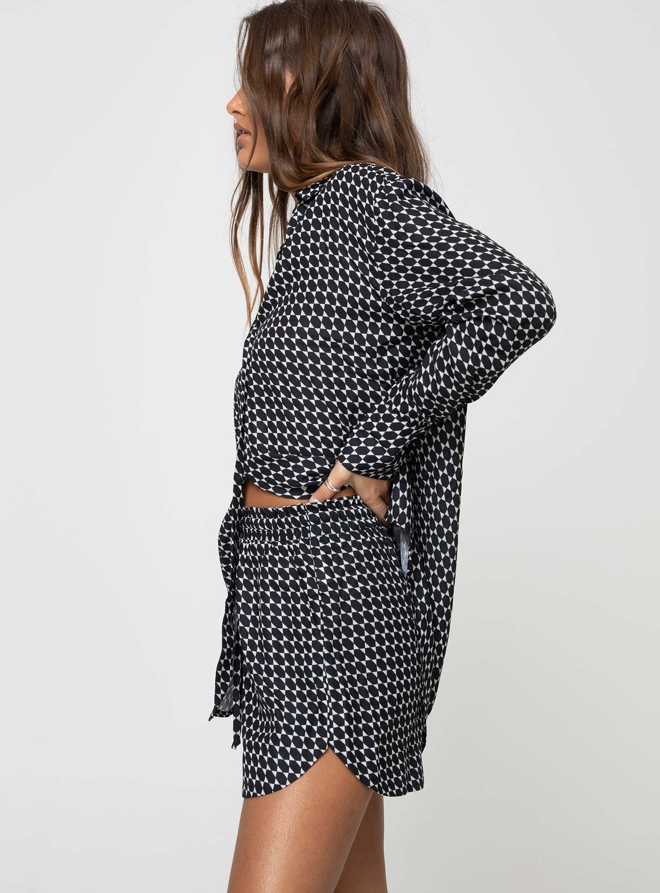 Mareena Geo Set Black / White-Vipp Girl