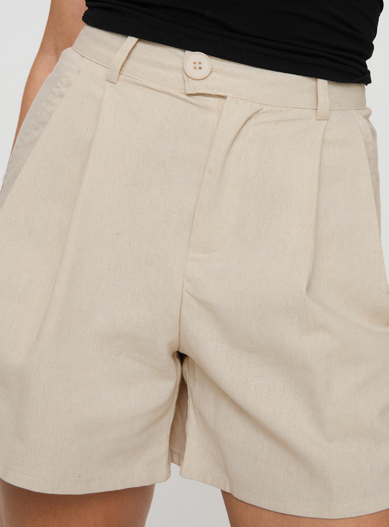 Birchfield Shorts Beige-Vipp Girl