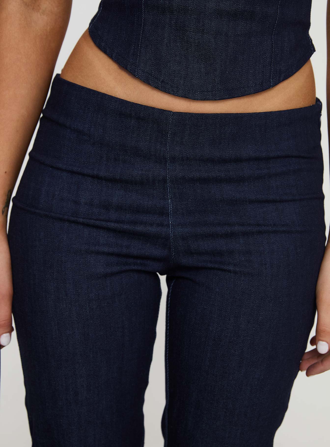 Nasya Halter Top Indigo-Vipp Girl