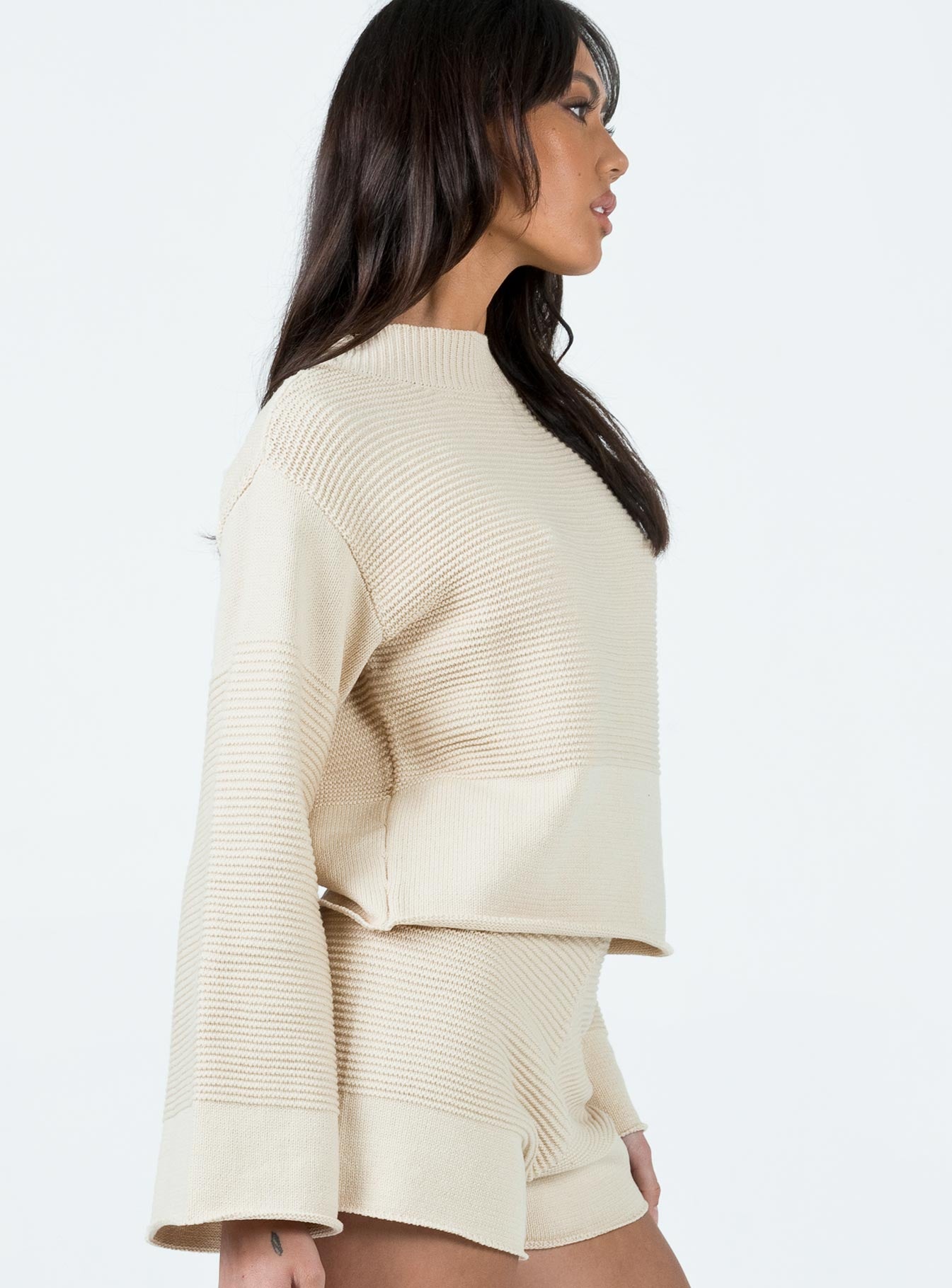 Cheyenne Set Beige-Vipp Girl