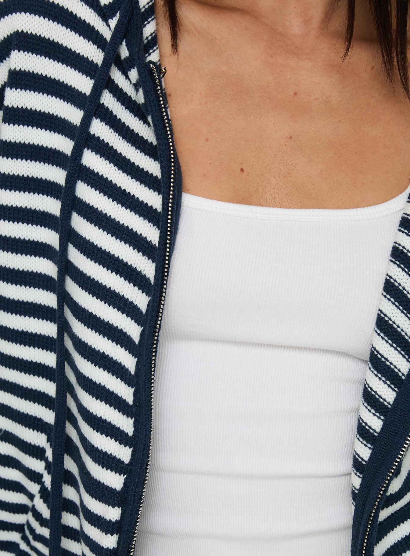 Brienna Zip Jacket Navy-Vipp Girl