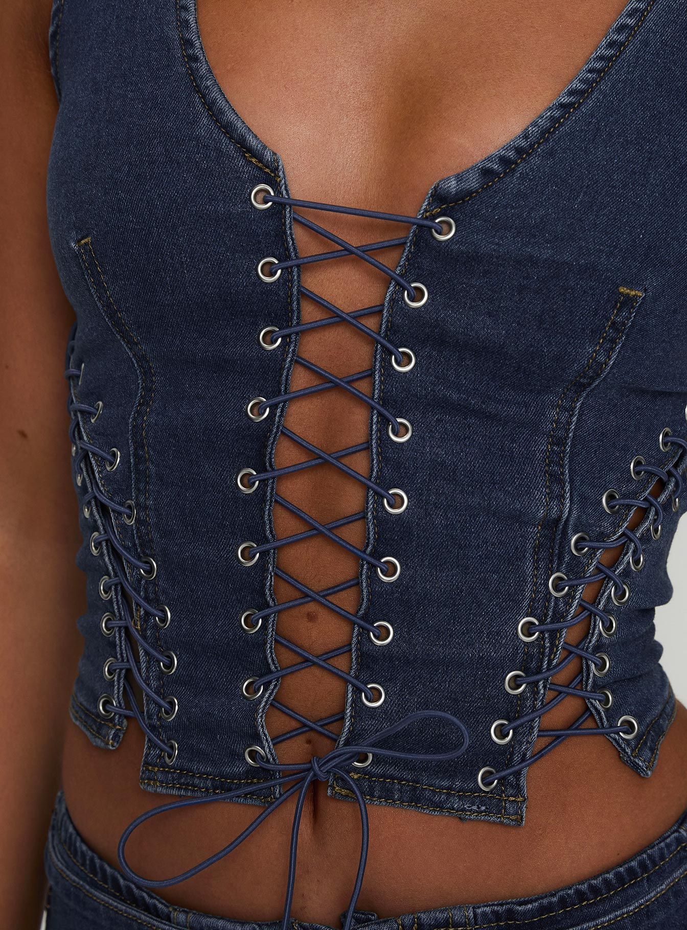 Edenette Top Mid Blue Wash-Vipp Girl