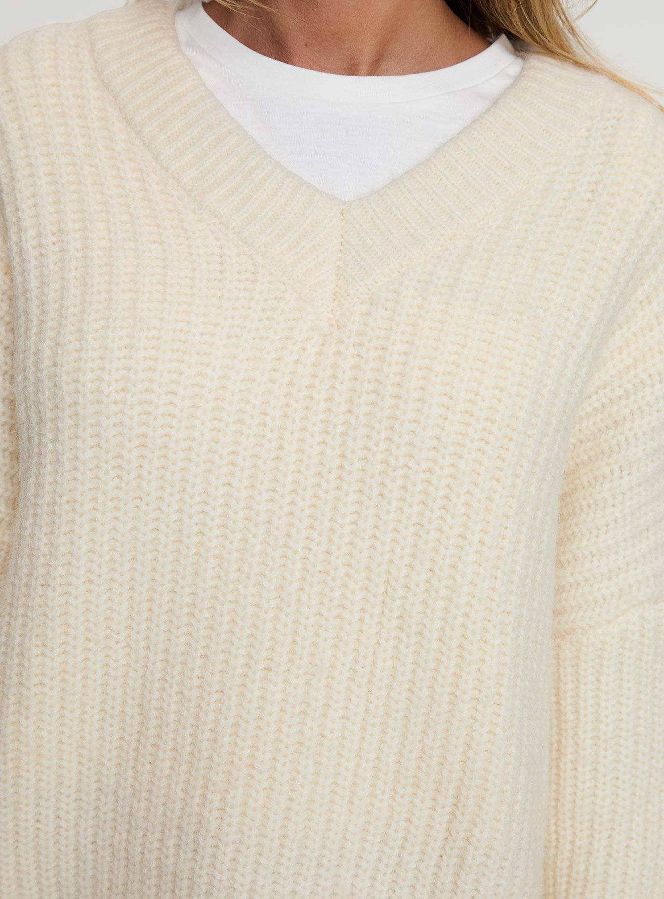 Have It All V Neck Knit Sweater Cream-Vipp Girl