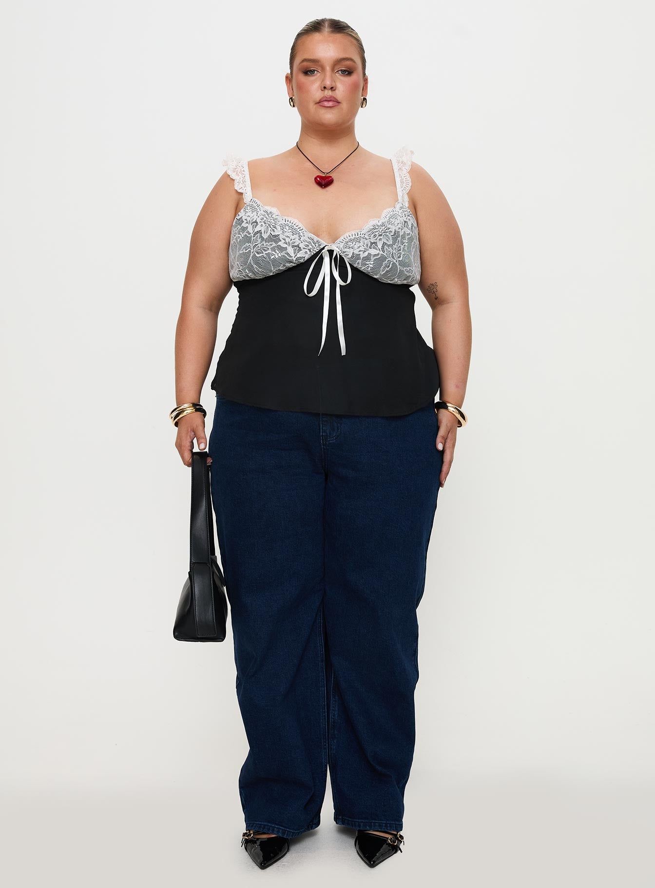 Delvonte Top Black Curve-Vipp Girl