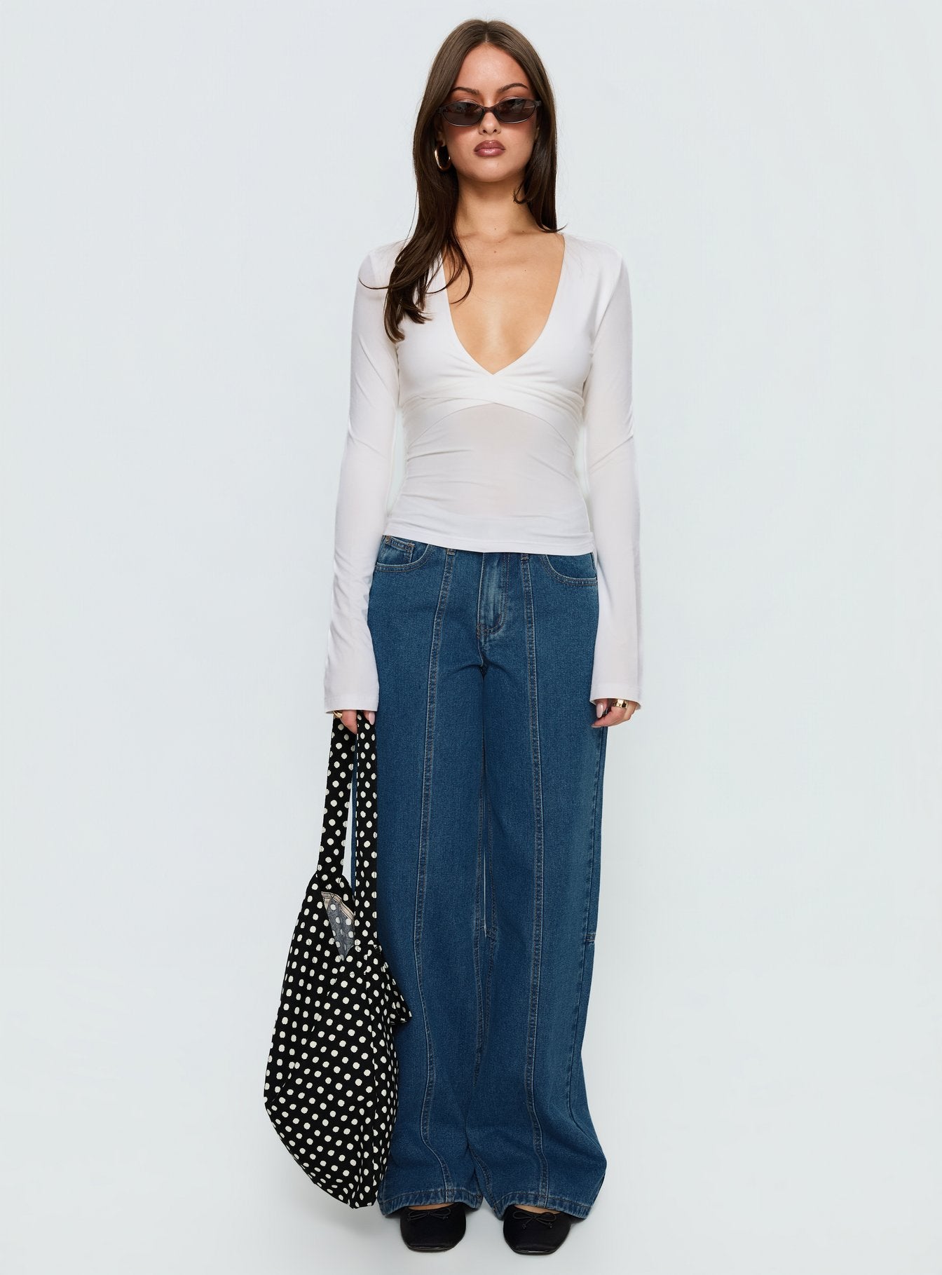 Lando Low Rise Straight Leg Jeans Mid Blue Wash-Vipp Girl