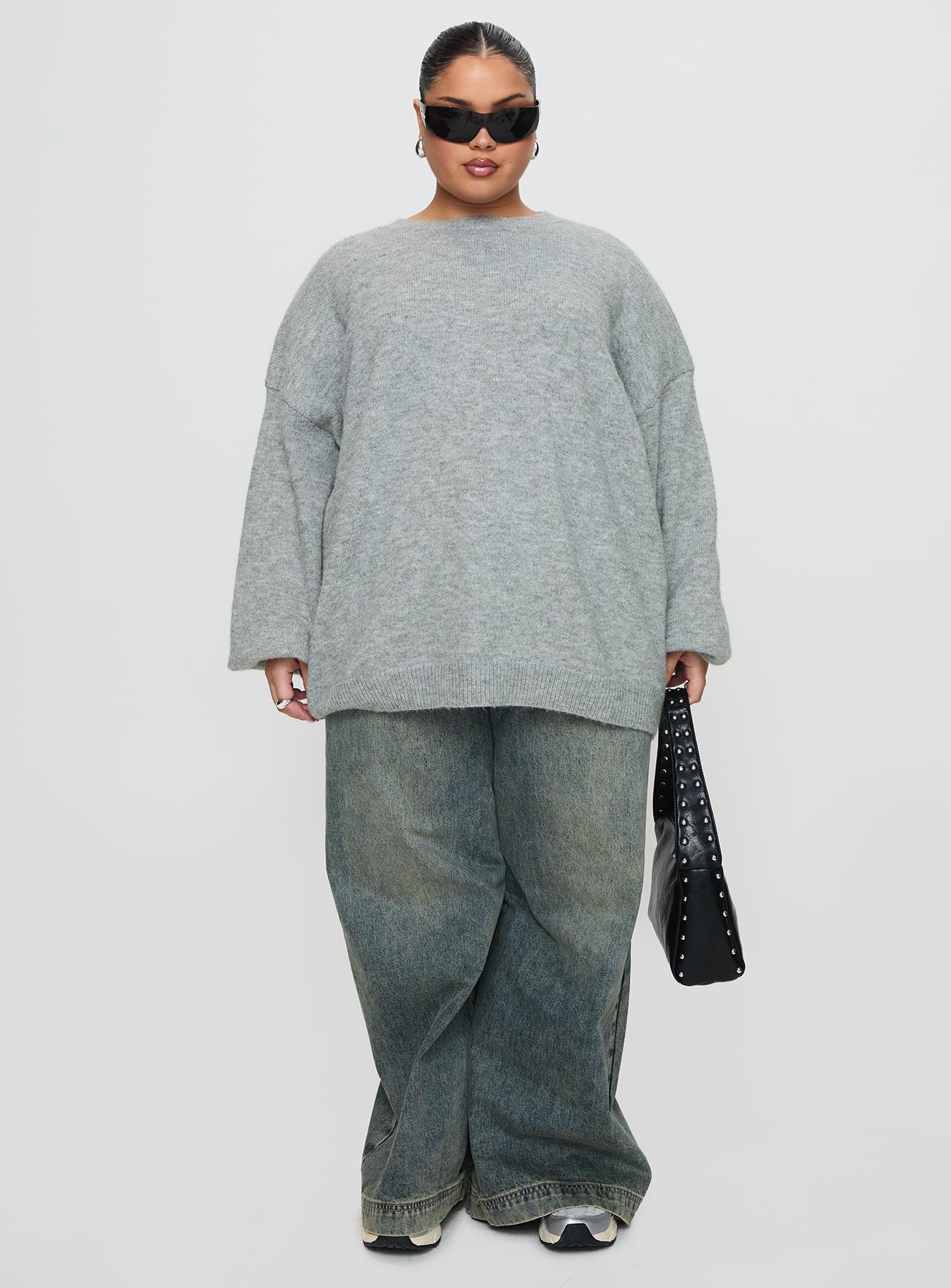 Ryanna Sweater Grey Curve-Vipp Girl