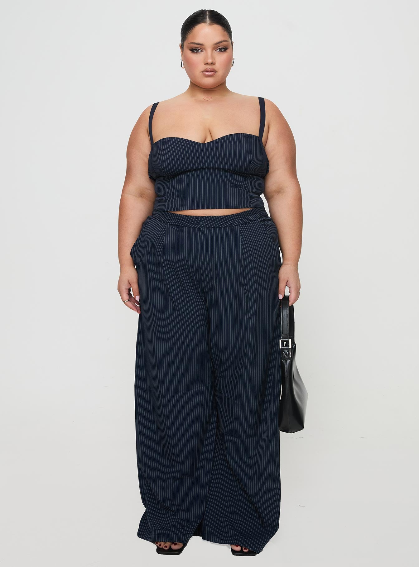 Briana Set Navy Pinstripe Curve-Vipp Girl