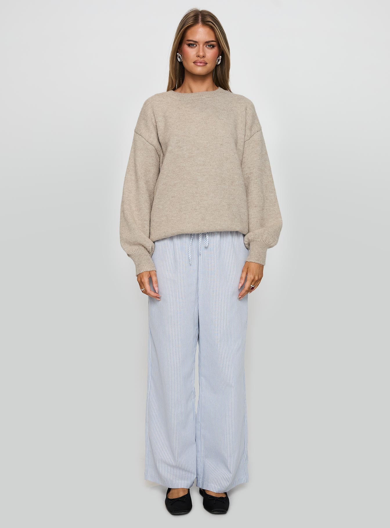 Ryanna Sweater Beige-Vipp Girl