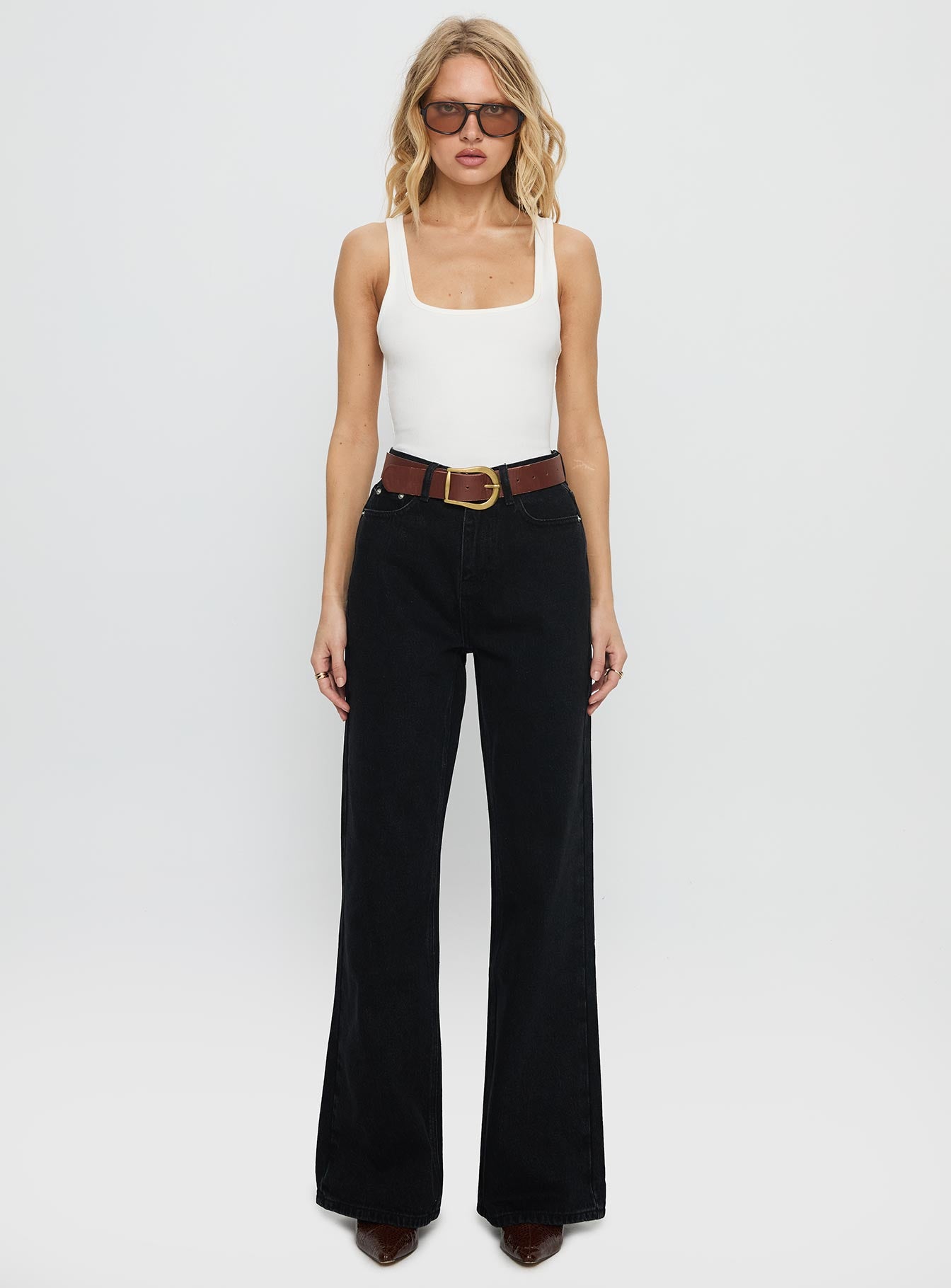 Maple Mid Rise Flare Washed Black-Vipp Girl