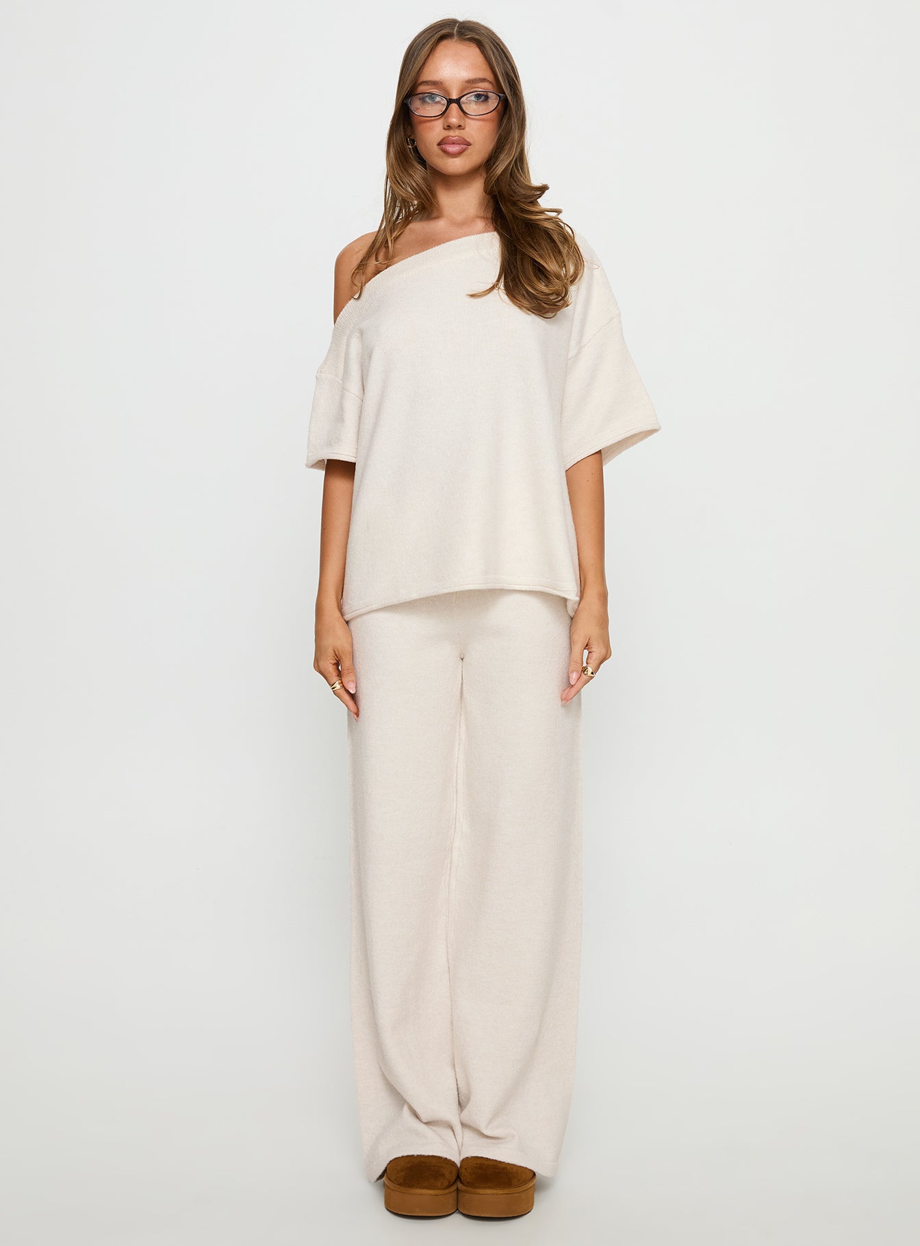 Kourta Off Shoulder Oversized Top Oat-Vipp Girl