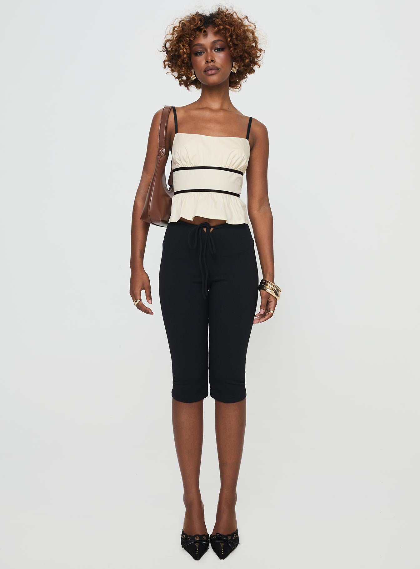 Daxon Top Cream / Black-Vipp Girl