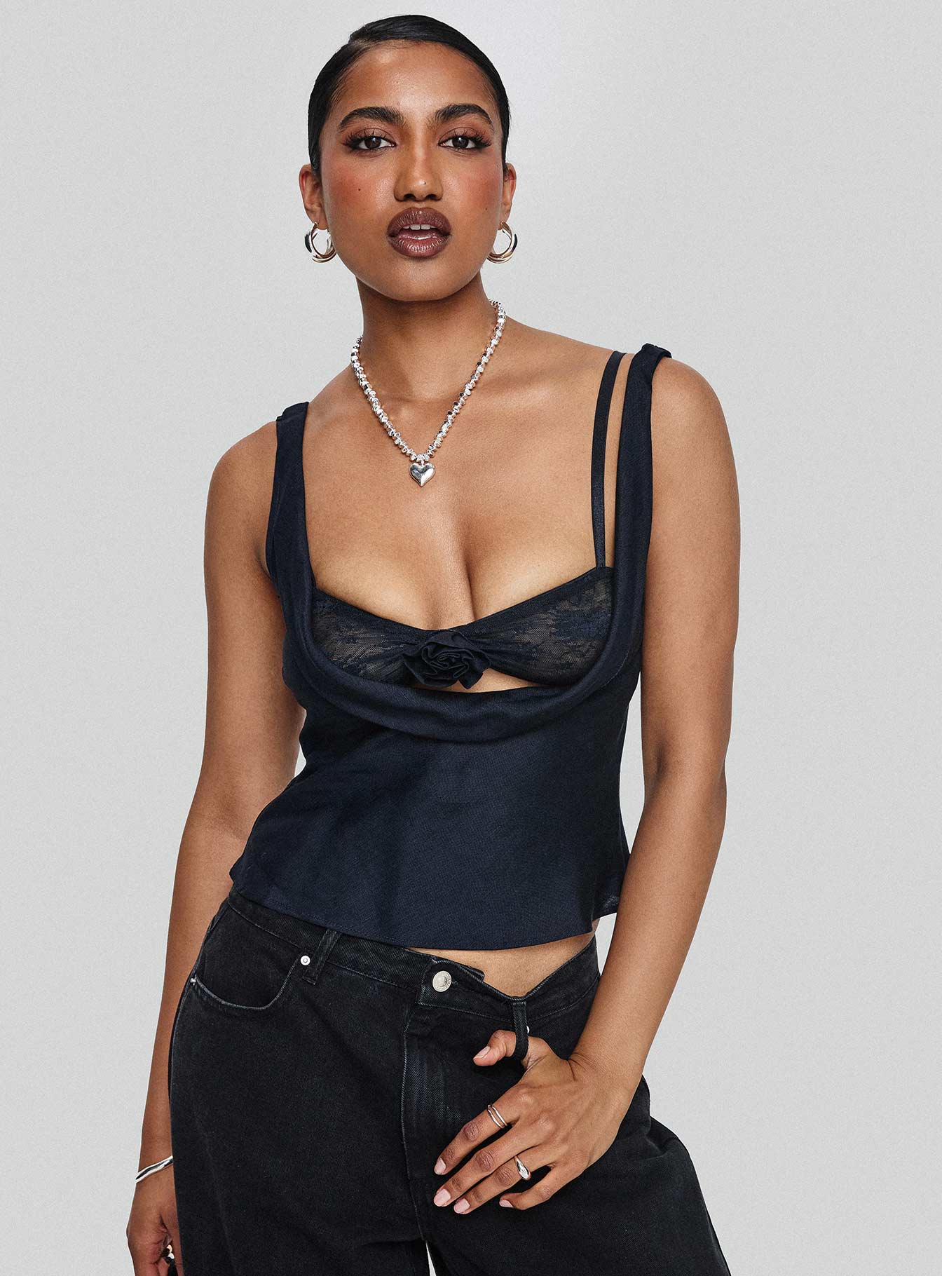 Delilah Top Navy-Vipp Girl