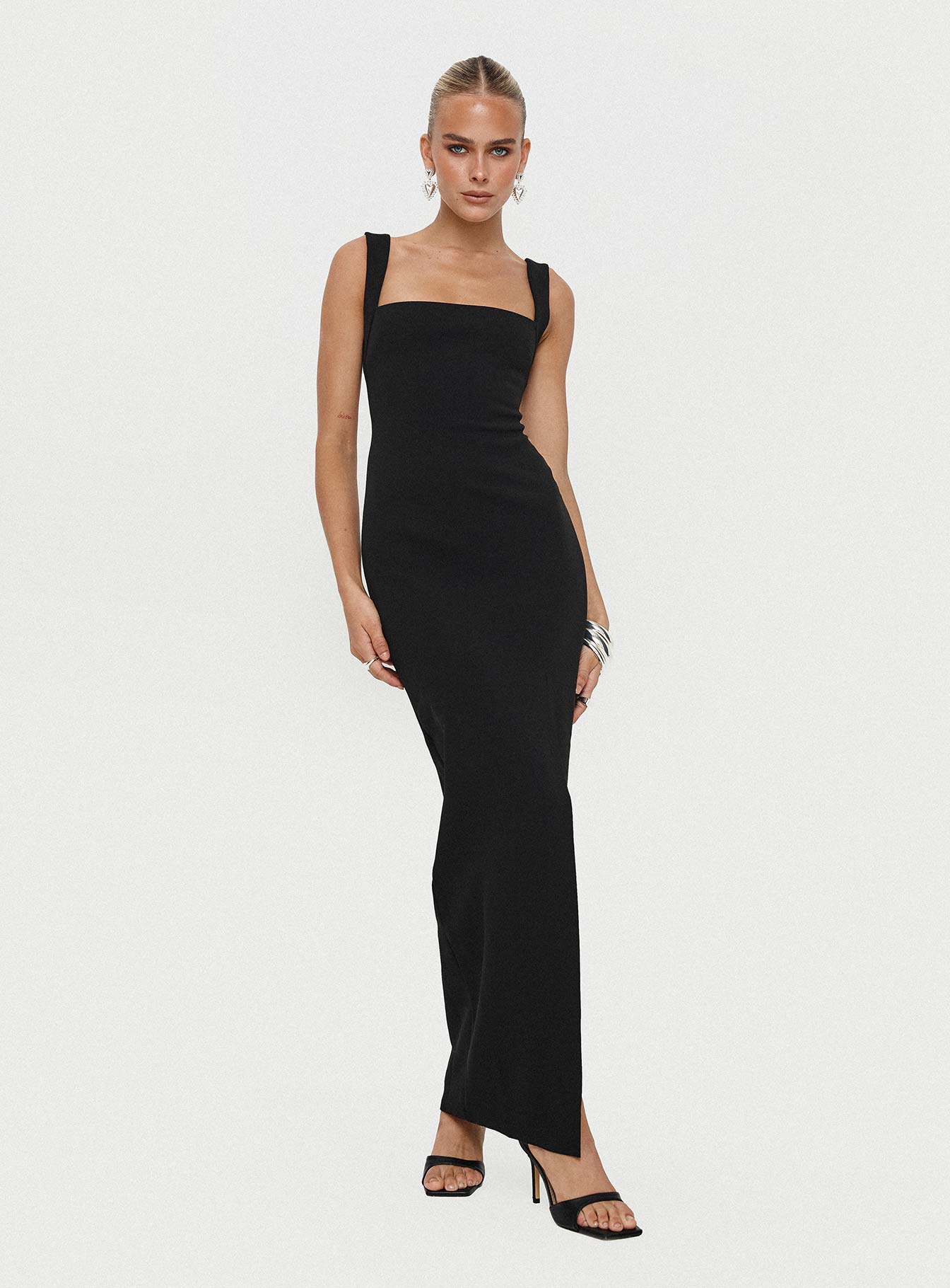 Bombshell Maxi Dress Black-Vipp Girl