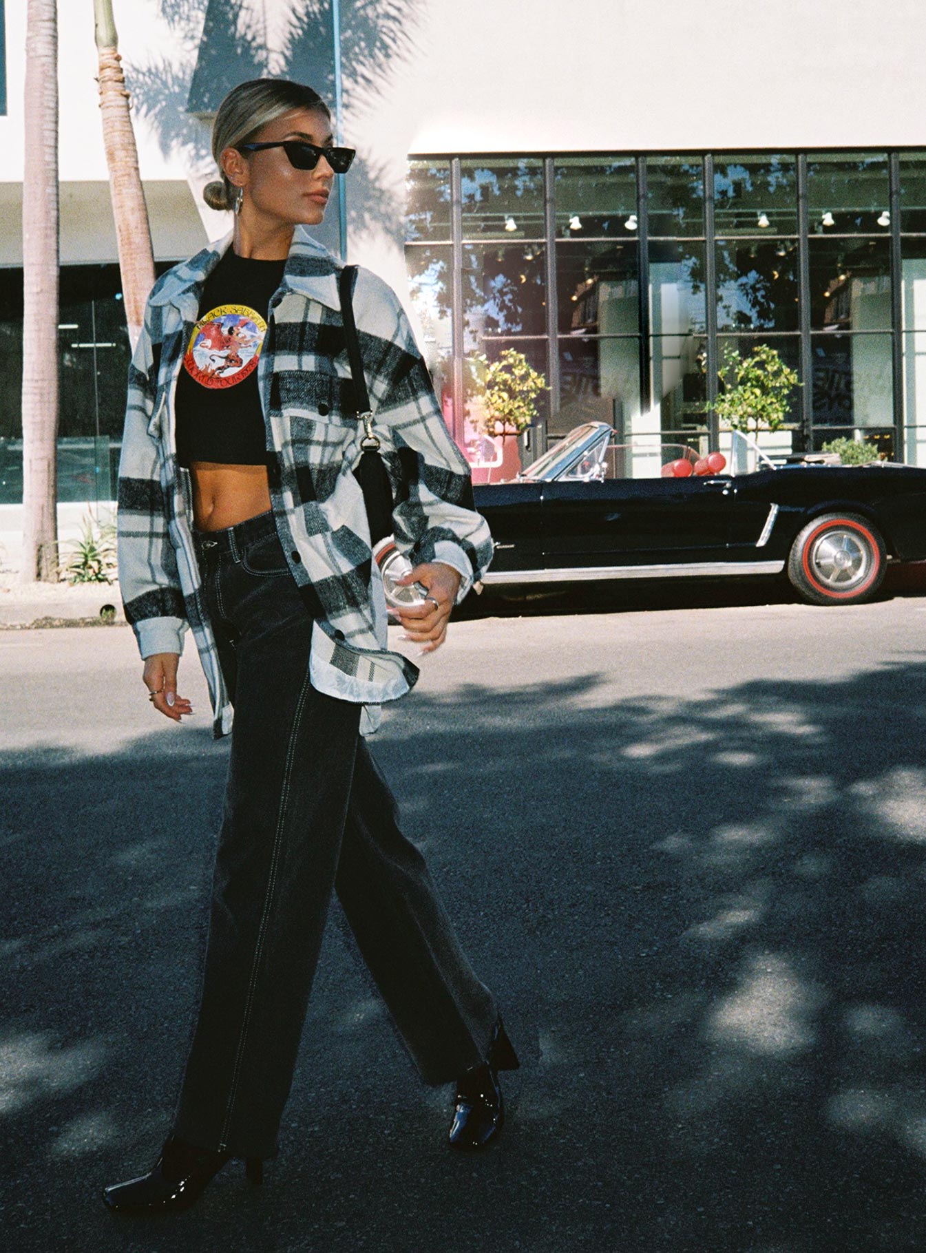 Boundless Denim Jeans Black-Vipp Girl