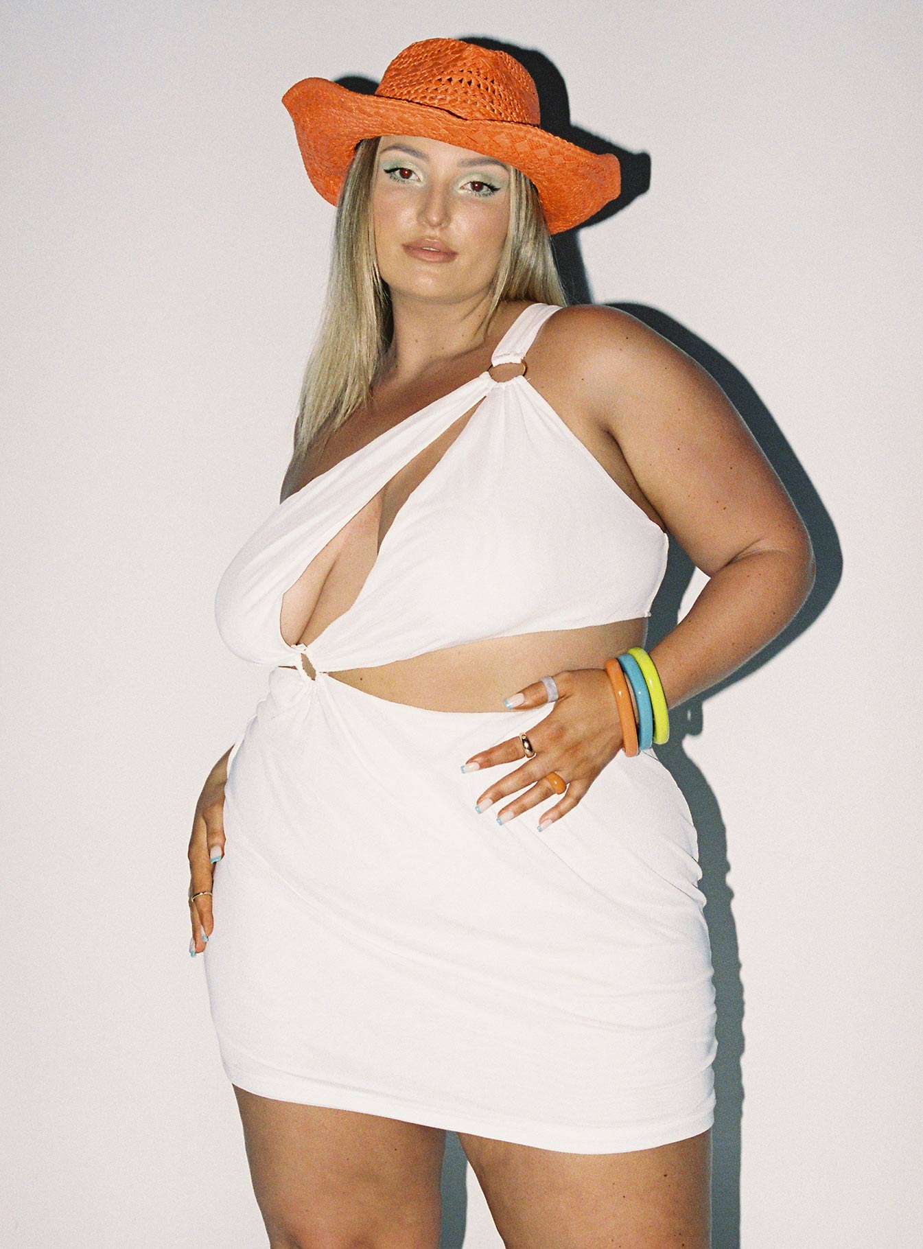 Greater Power Mini Dress White Curve-Vipp Girl