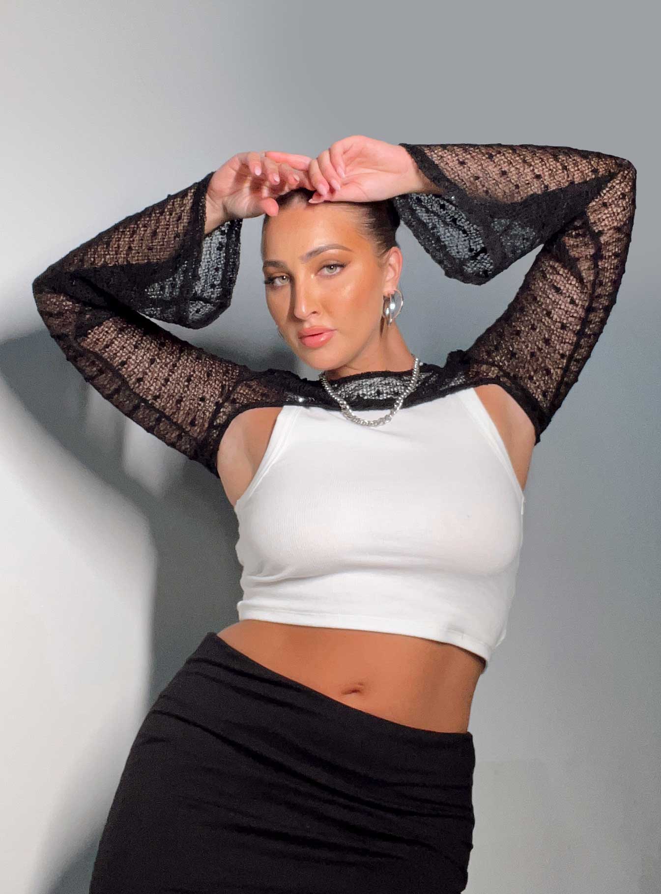 Kodie Bolero Sweater Black-Vipp Girl