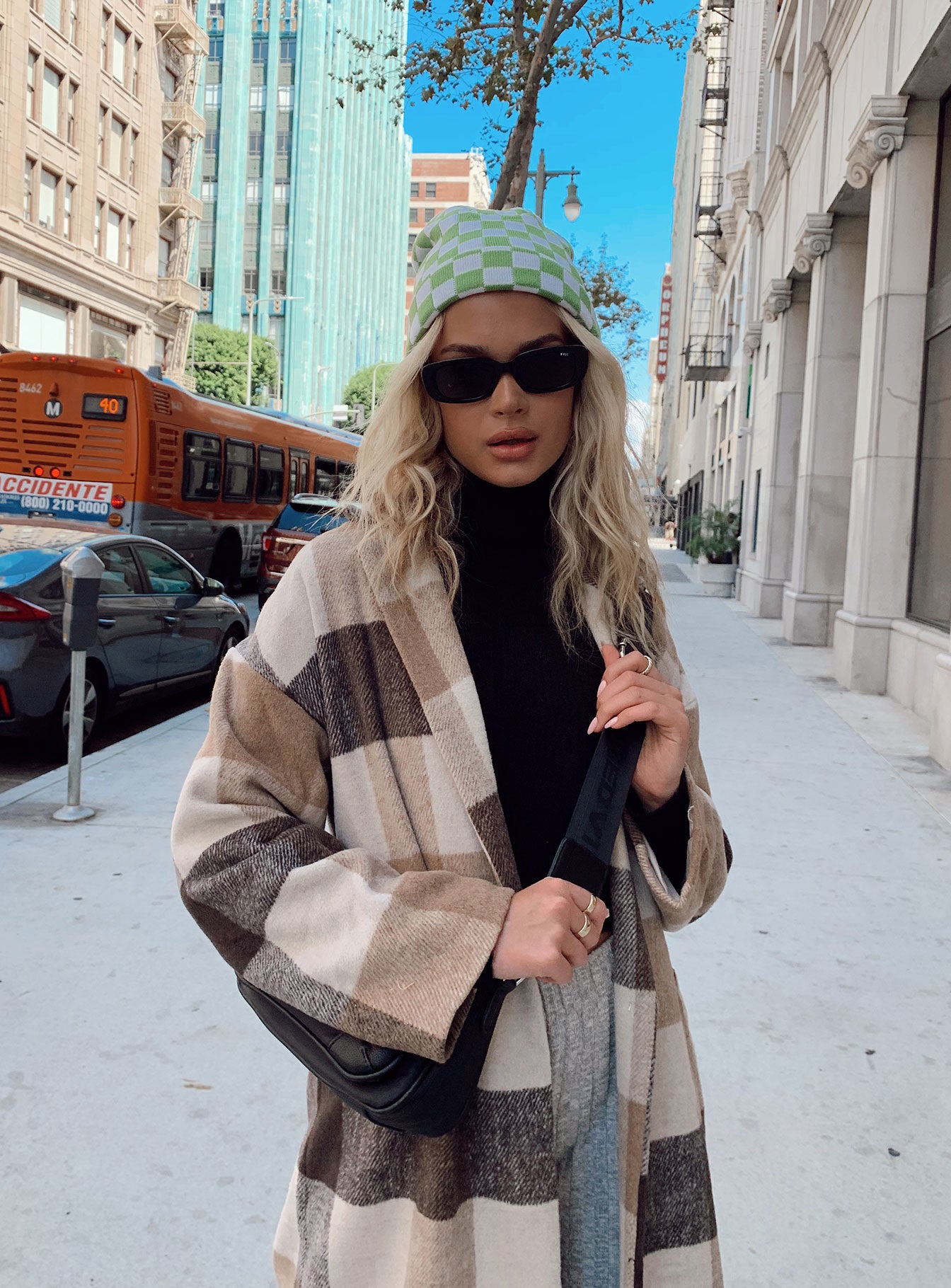 Penelope Coat Beige-Vipp Girl