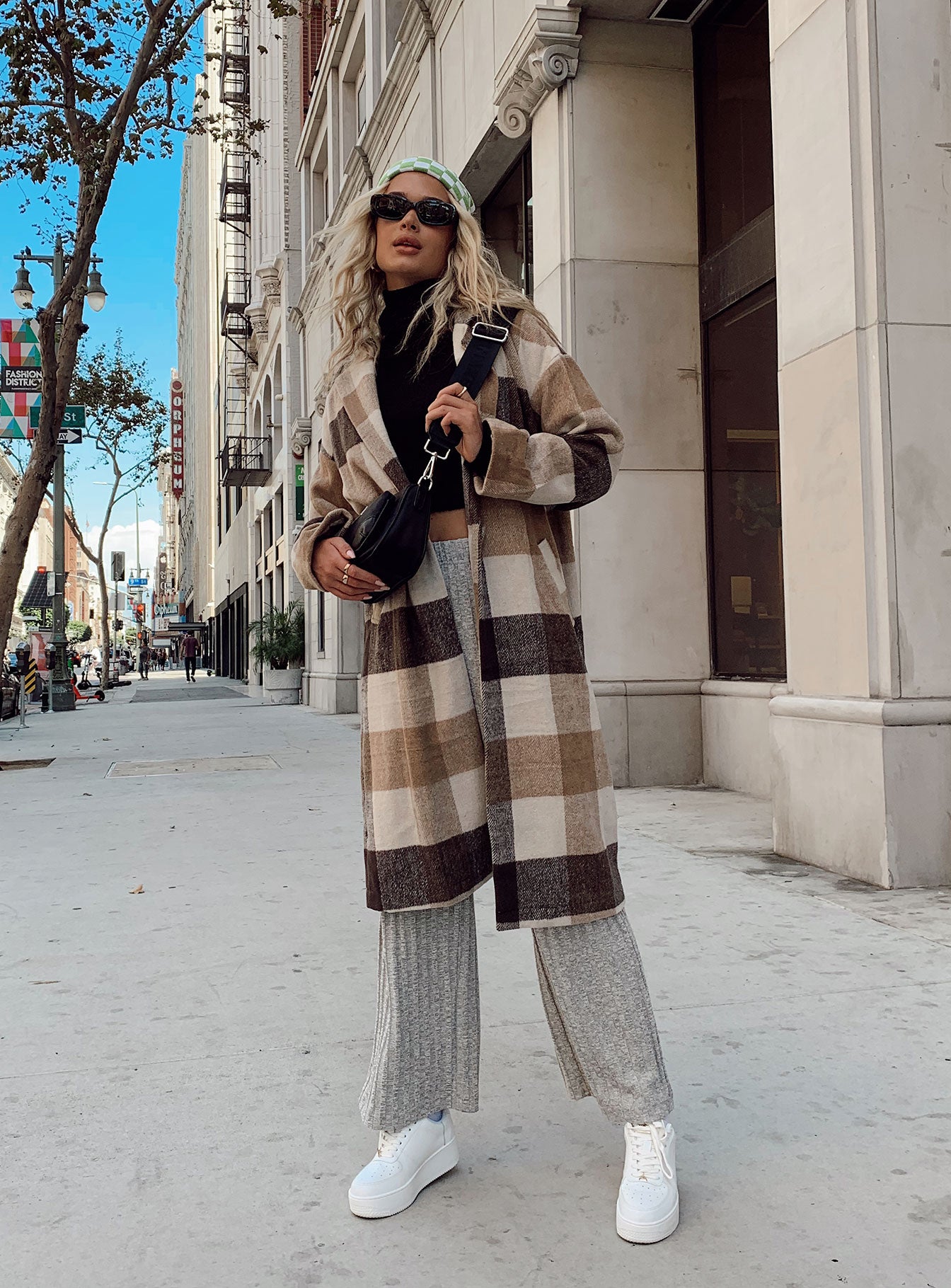 Penelope Coat Beige-Vipp Girl