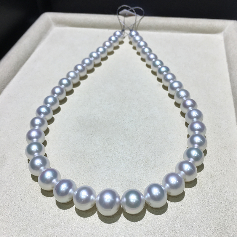 White Venus South Sea Pearl Necklace High-Luster- AAA QUALITY