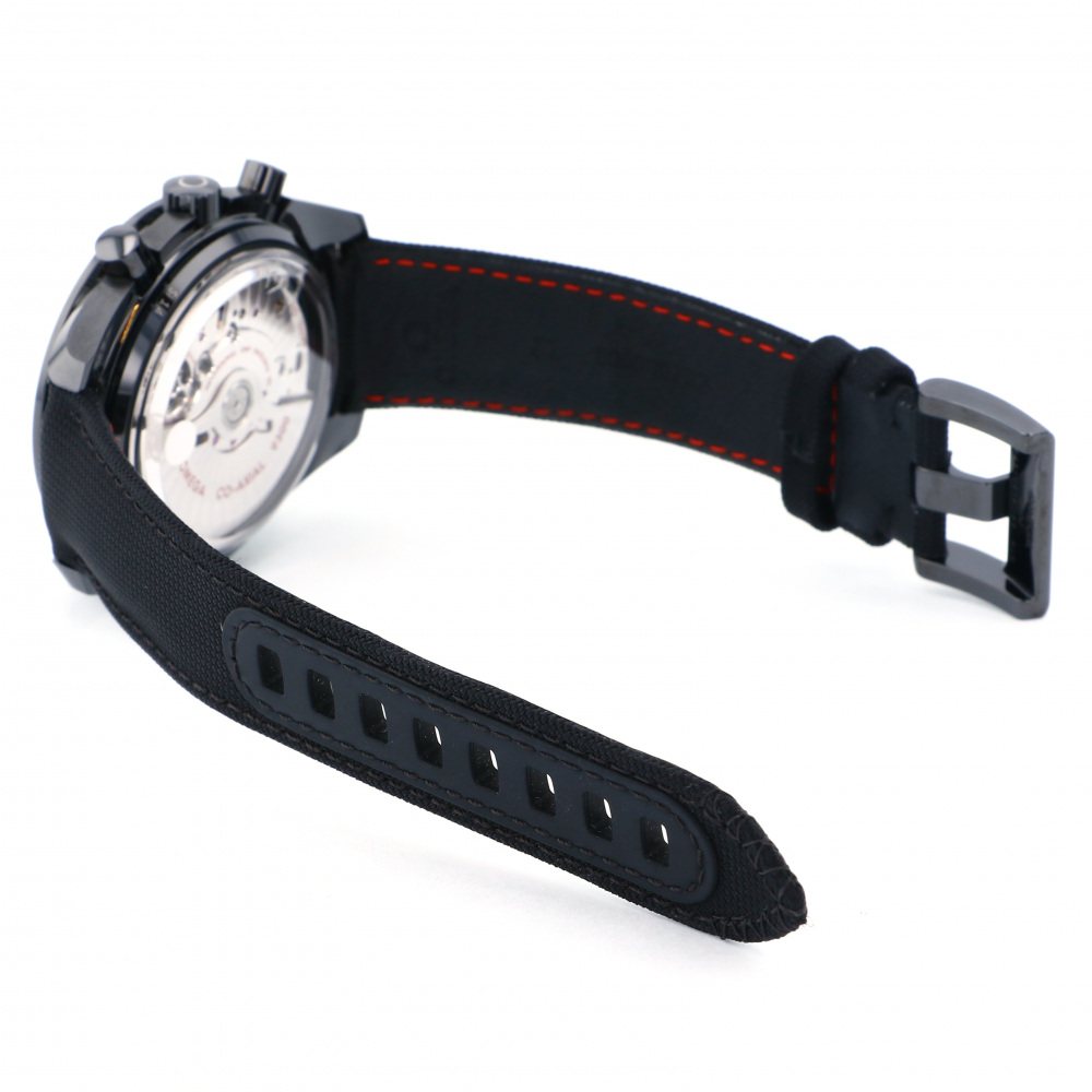 Omega Speedmaster Dark Side of the Moon 311.92.44.51.01.003