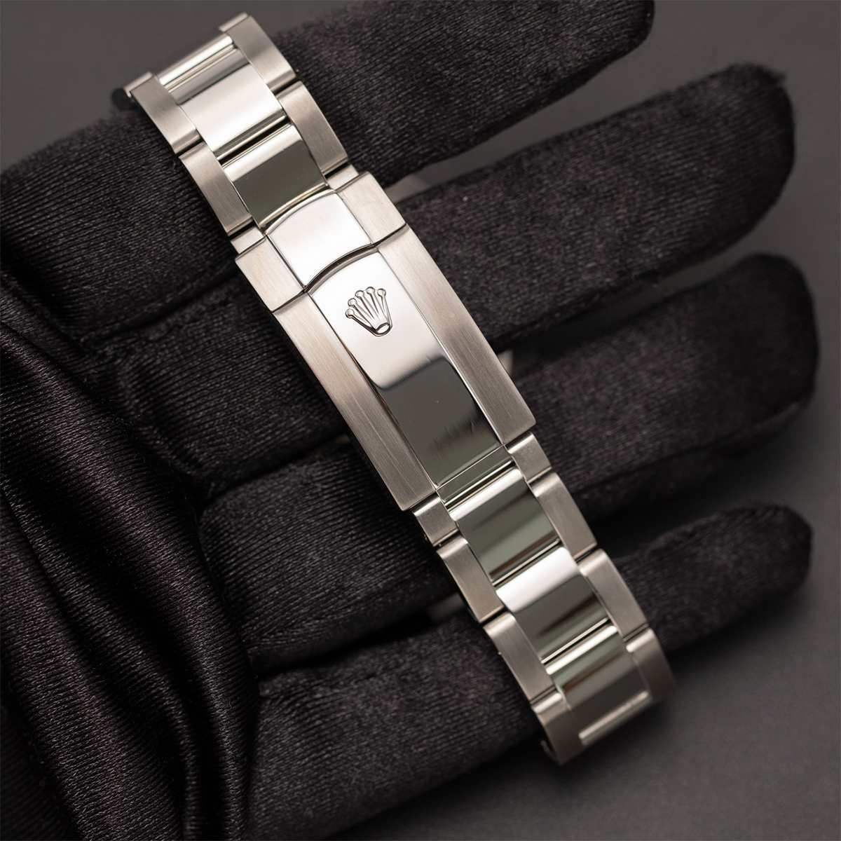 Rolex Datejust 116334 Fluted Bezel Watch 41mm Blue Index Dial