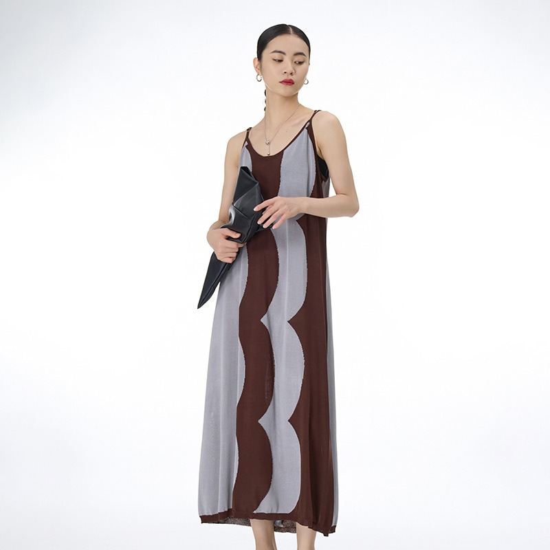 Contrast Color Camisole Dress For Women V-neck