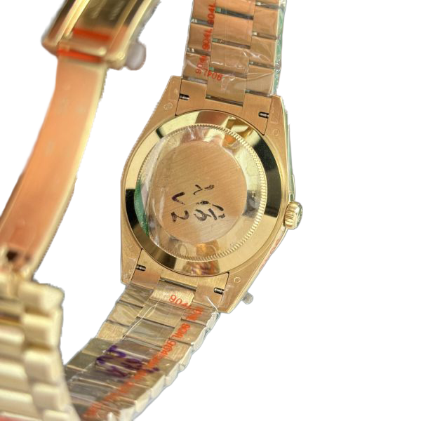 Rolex Day-Date 40mm Green Roman Yellow Gold 228238