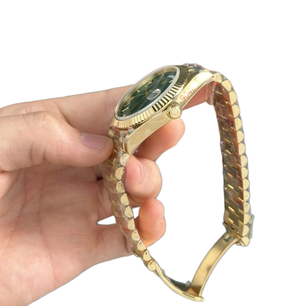 Rolex Day-Date 40mm Green Roman Yellow Gold 228238