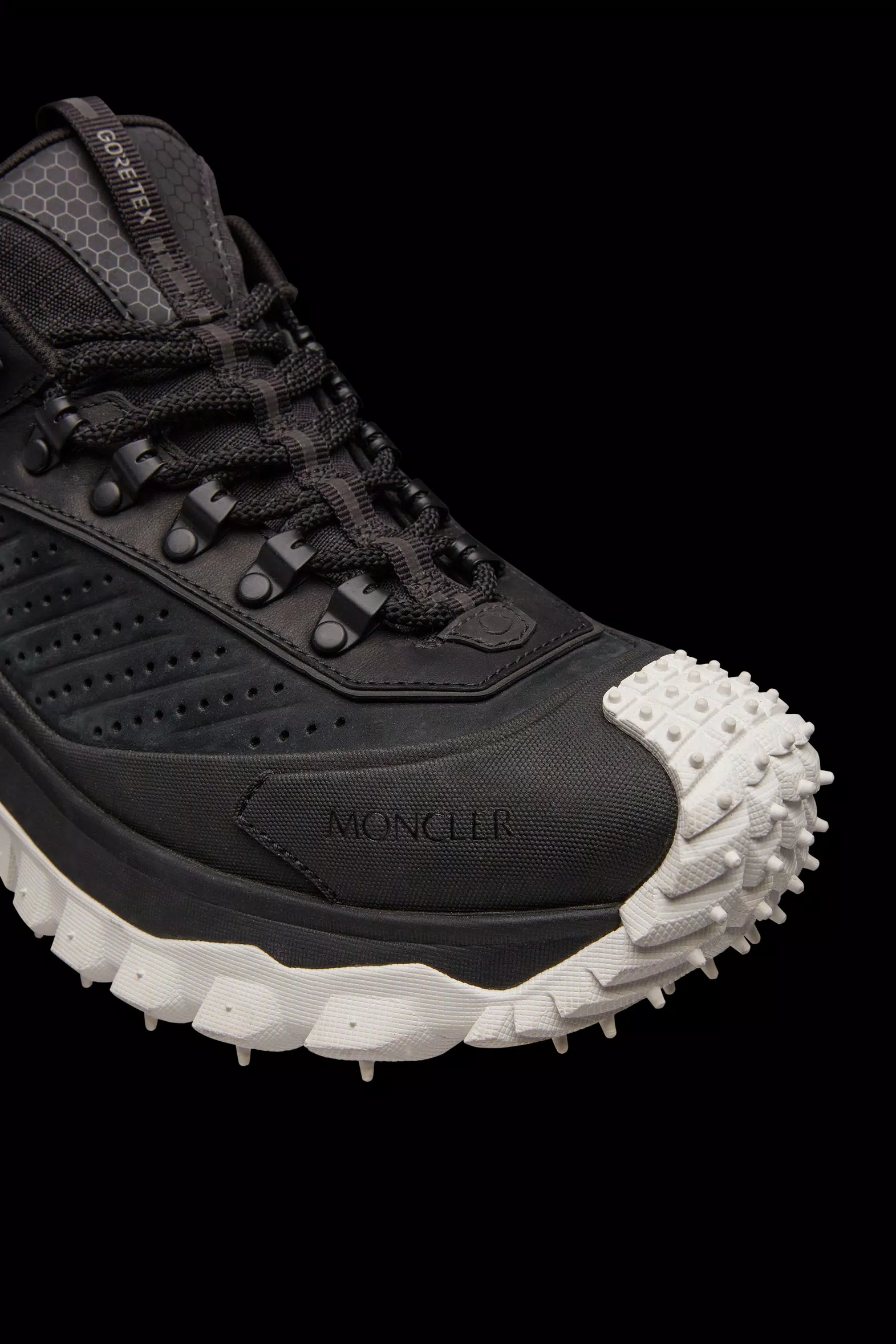 TRAILGRIP GTX SNEAKERS
