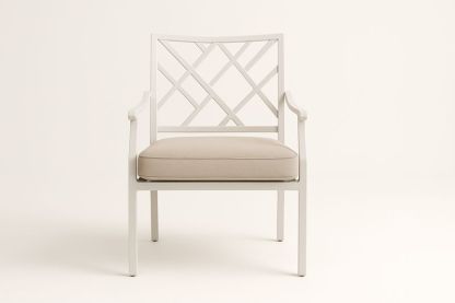 Poltrona in Alluminio Bianco con Cuscino in Tessuto Beige