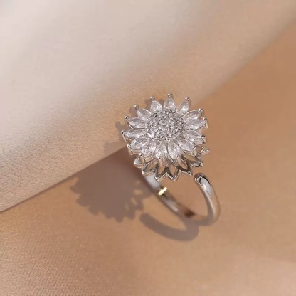 🌻 Moissanite Rotating Sunflower Jewelry Set