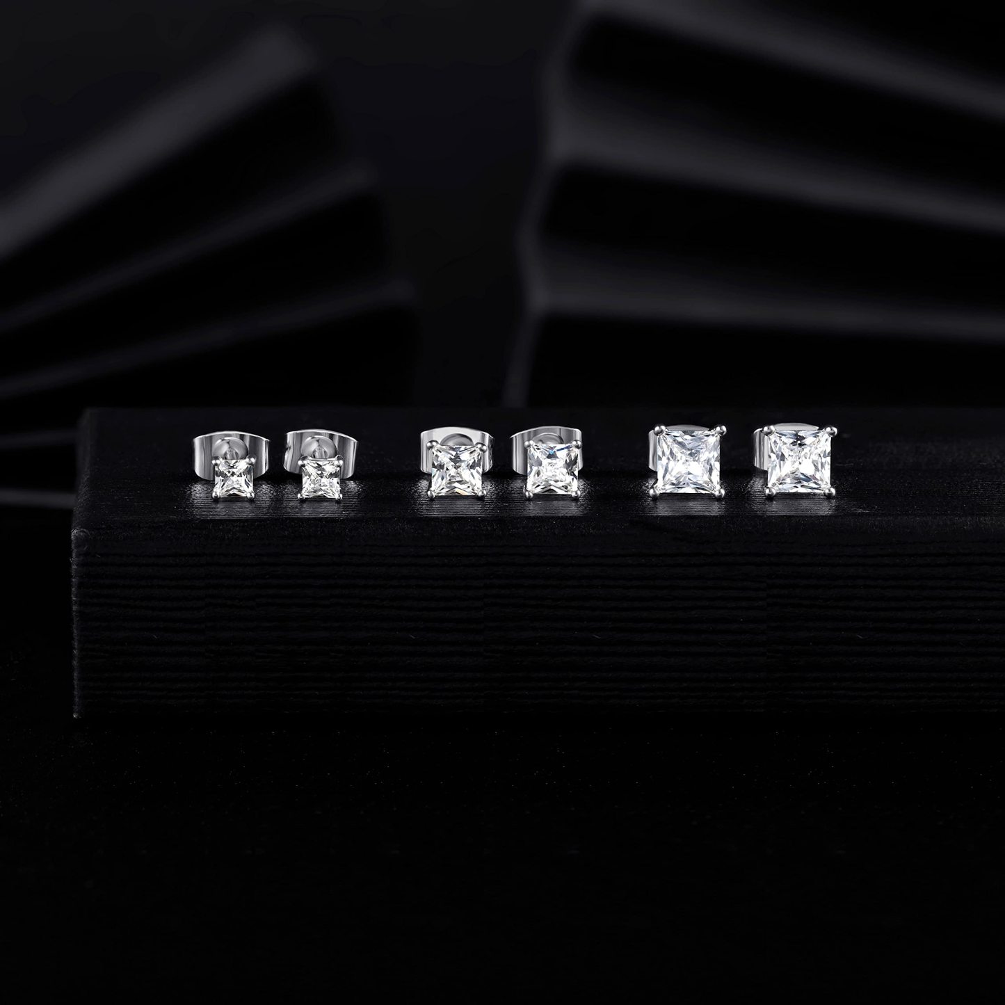 🔥Hot Sale🎁Princess Cut Moissanite Stud Earrings💎