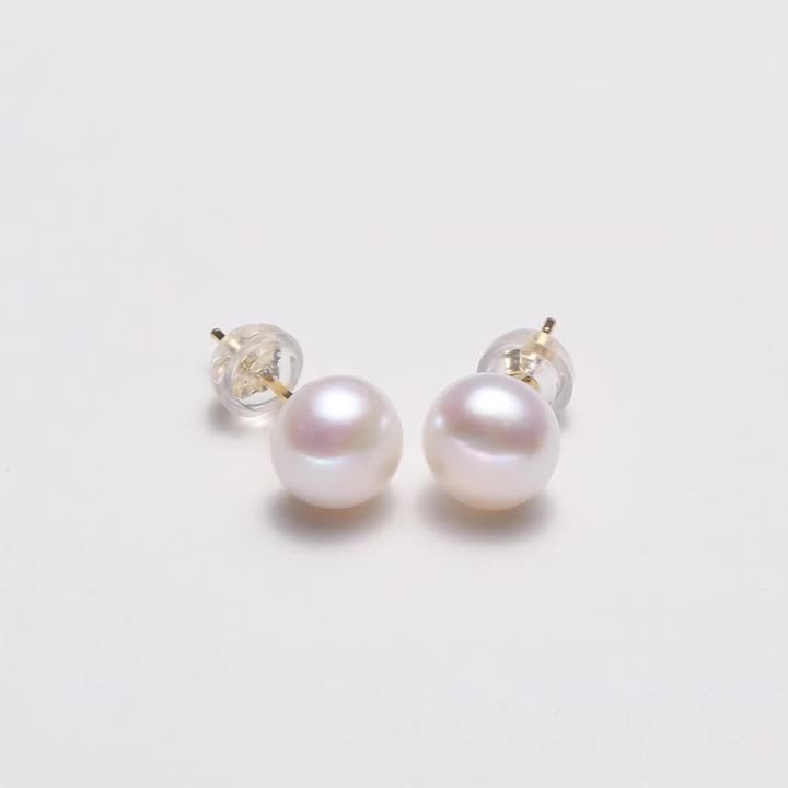 Handpicked Japan AAA Akoya Pearl Studs