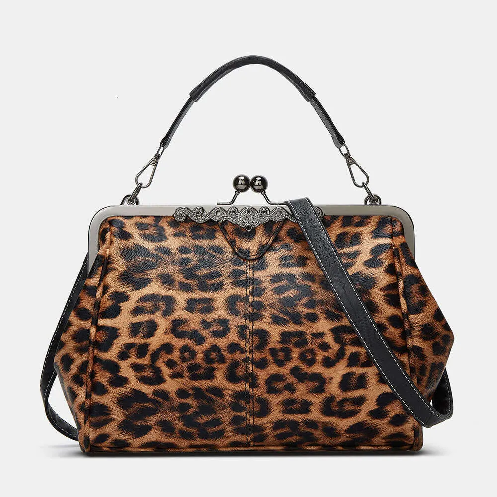 Stylish Leopard Print Handbag With Clasp