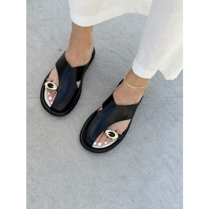 Leather half-closed slippers