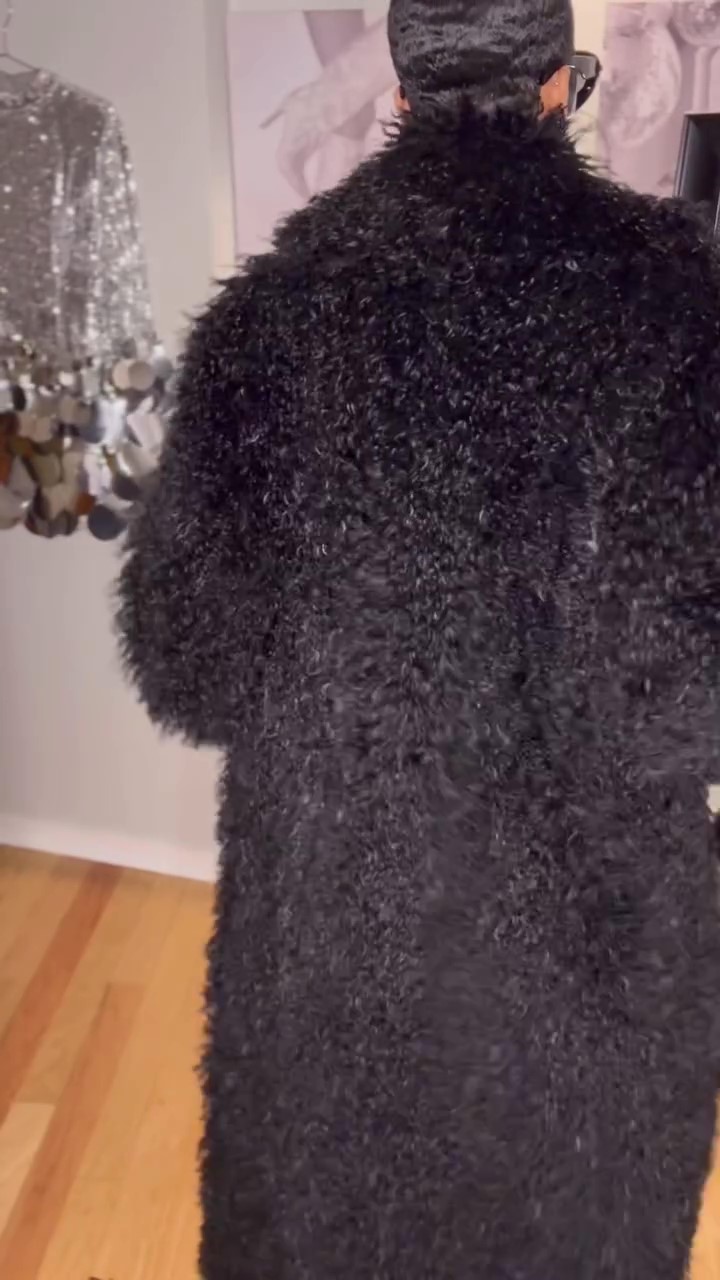 2025 New Collection Long Faux Fur Coat