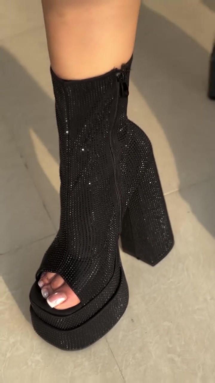 Chunky-heeled Open-toe Rhinestone High Heels