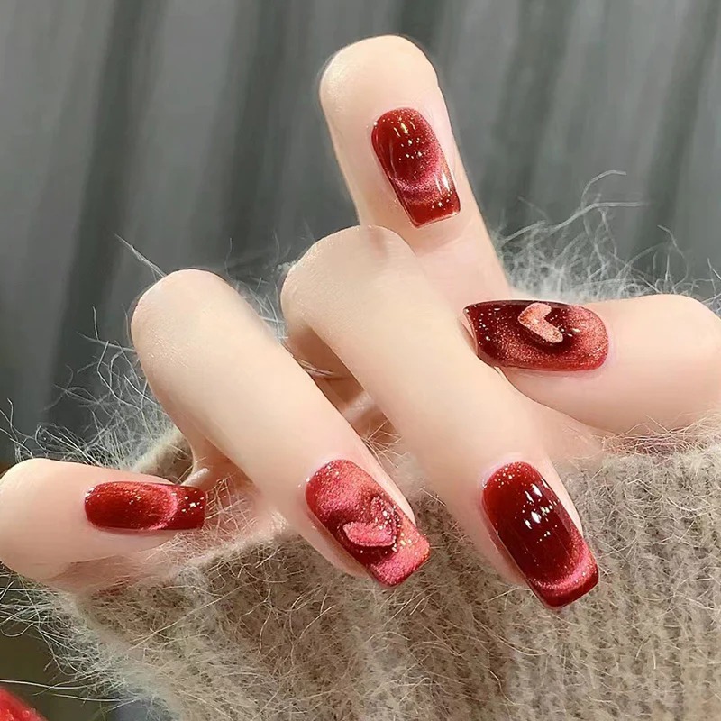 Cat-eye Heart Short Nail Art