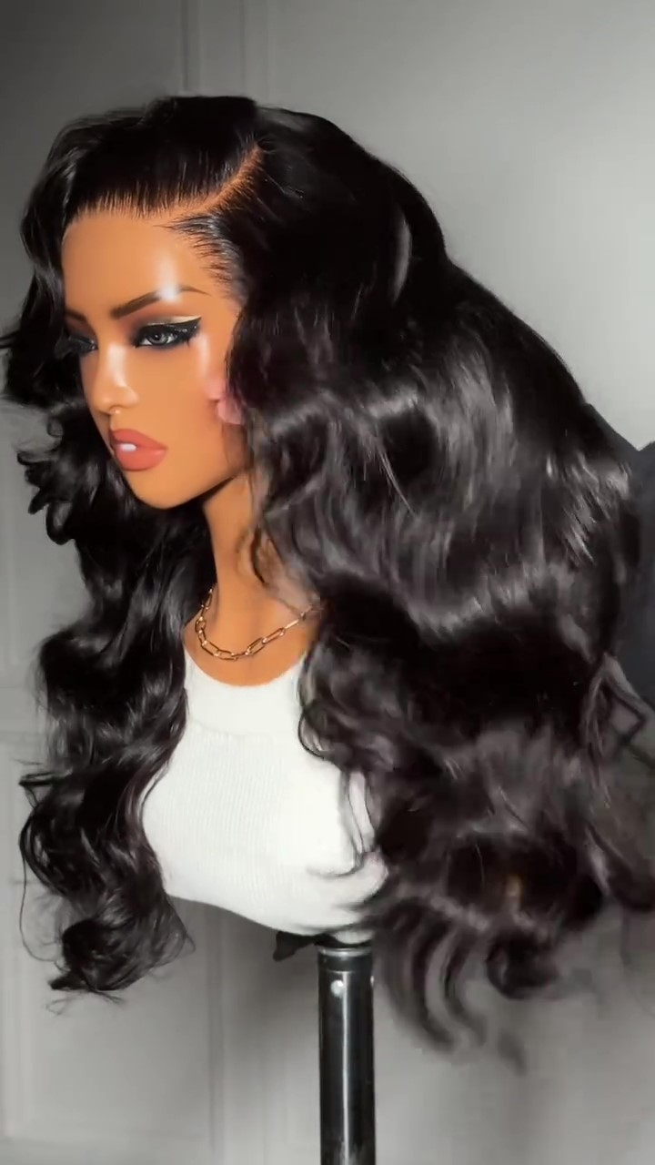 Loose Wavy Lace Wig